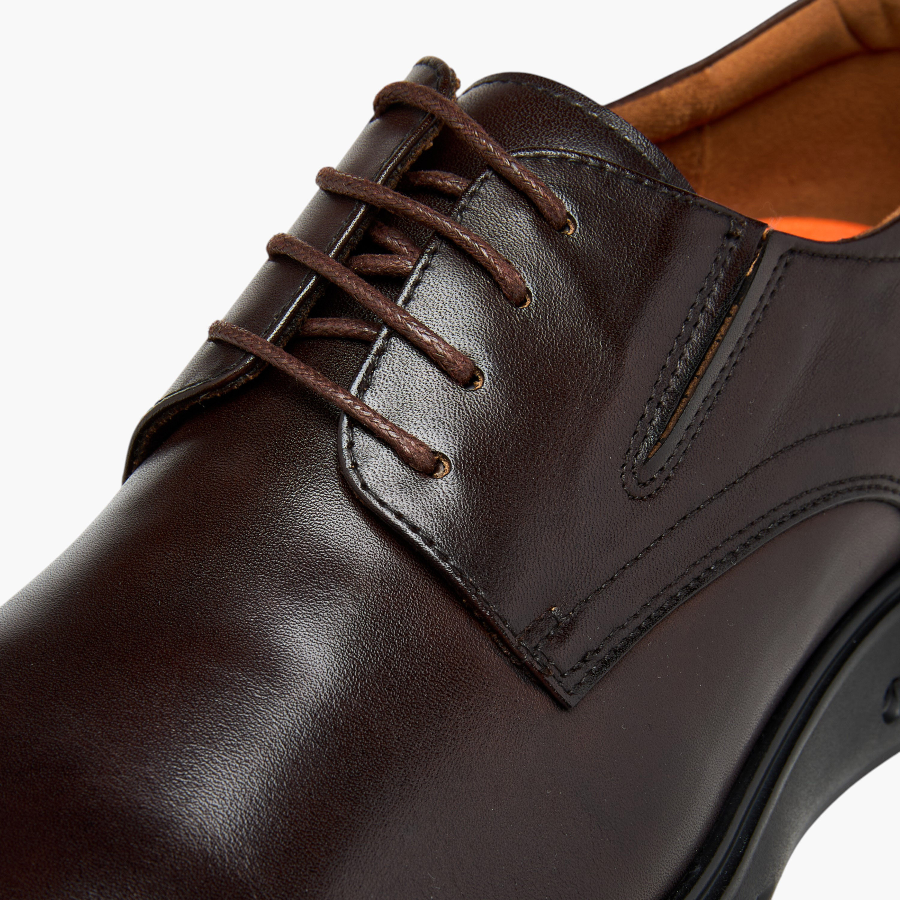 Le Confort Men Solid Lace-Up Leather Derby Shoes-men-shoes-formalshoes-image-4