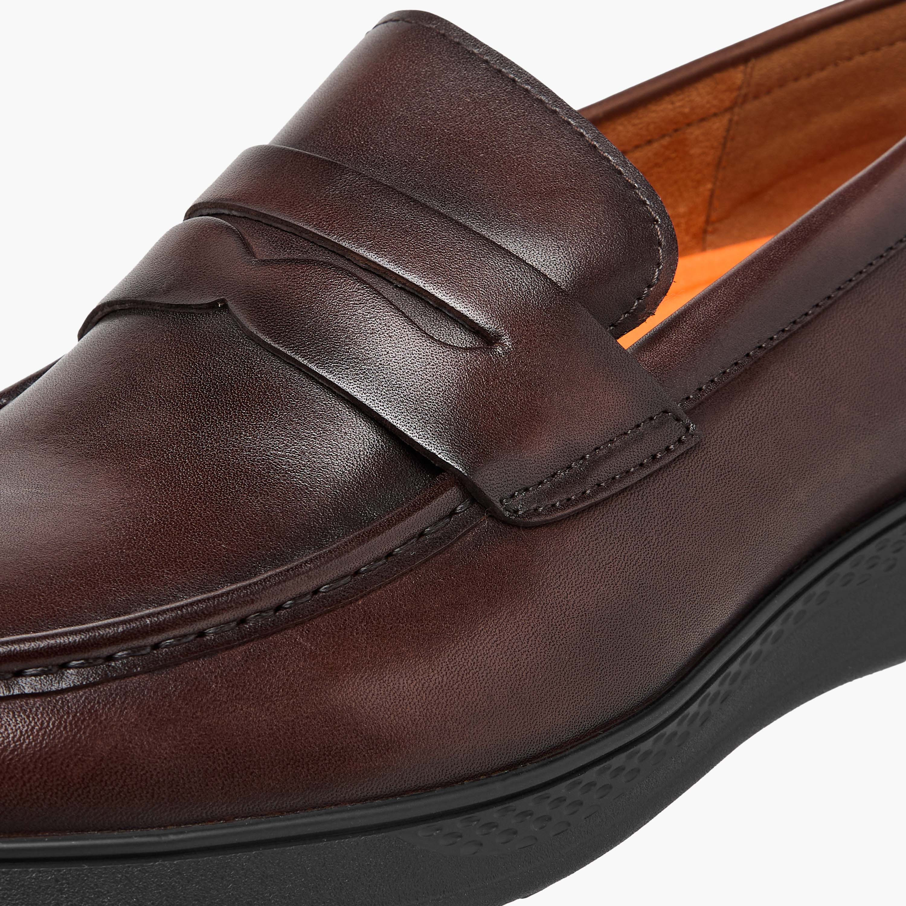 Le Confort Leather Solid Slip-On Loafers-men-shoes-loafersandmoccasins-image-4