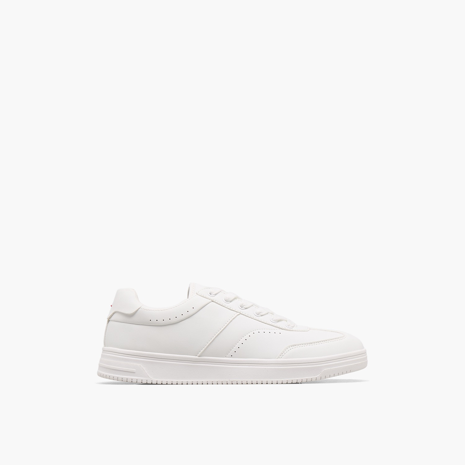 حذاء سنيكرز برباط للرجال من إل بي إل من شو إكسبرس-men-shoes-sneakers-image-3