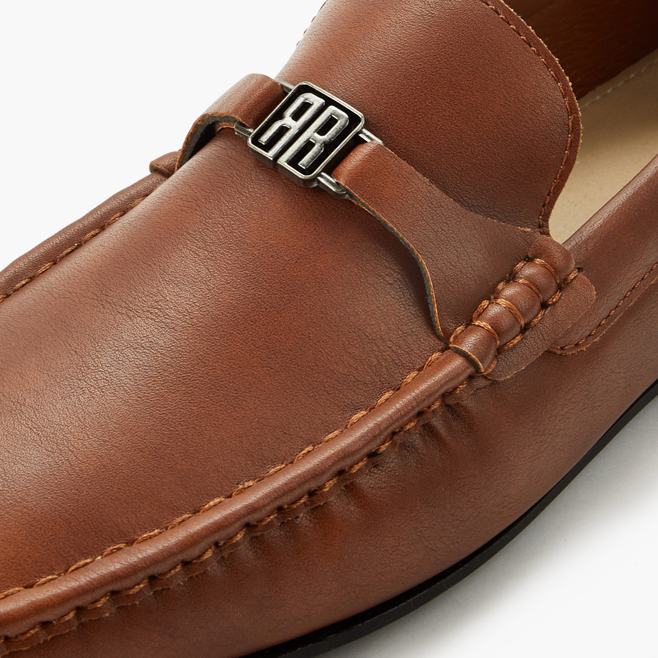 حذاء لوفر سهل الارتداء بزينة ميتاليك للرجال من رينزو روجاني-men-formalshoes-image-4