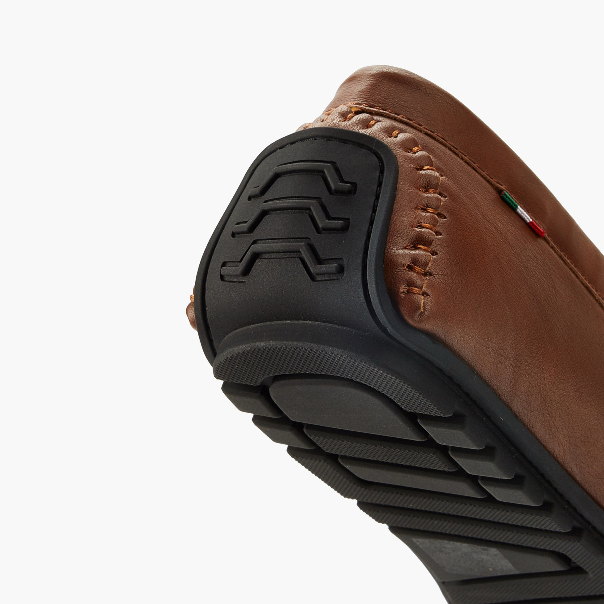 حذاء لوفر سهل الارتداء بزينة ميتاليك للرجال من رينزو روجاني-men-formalshoes-image-5