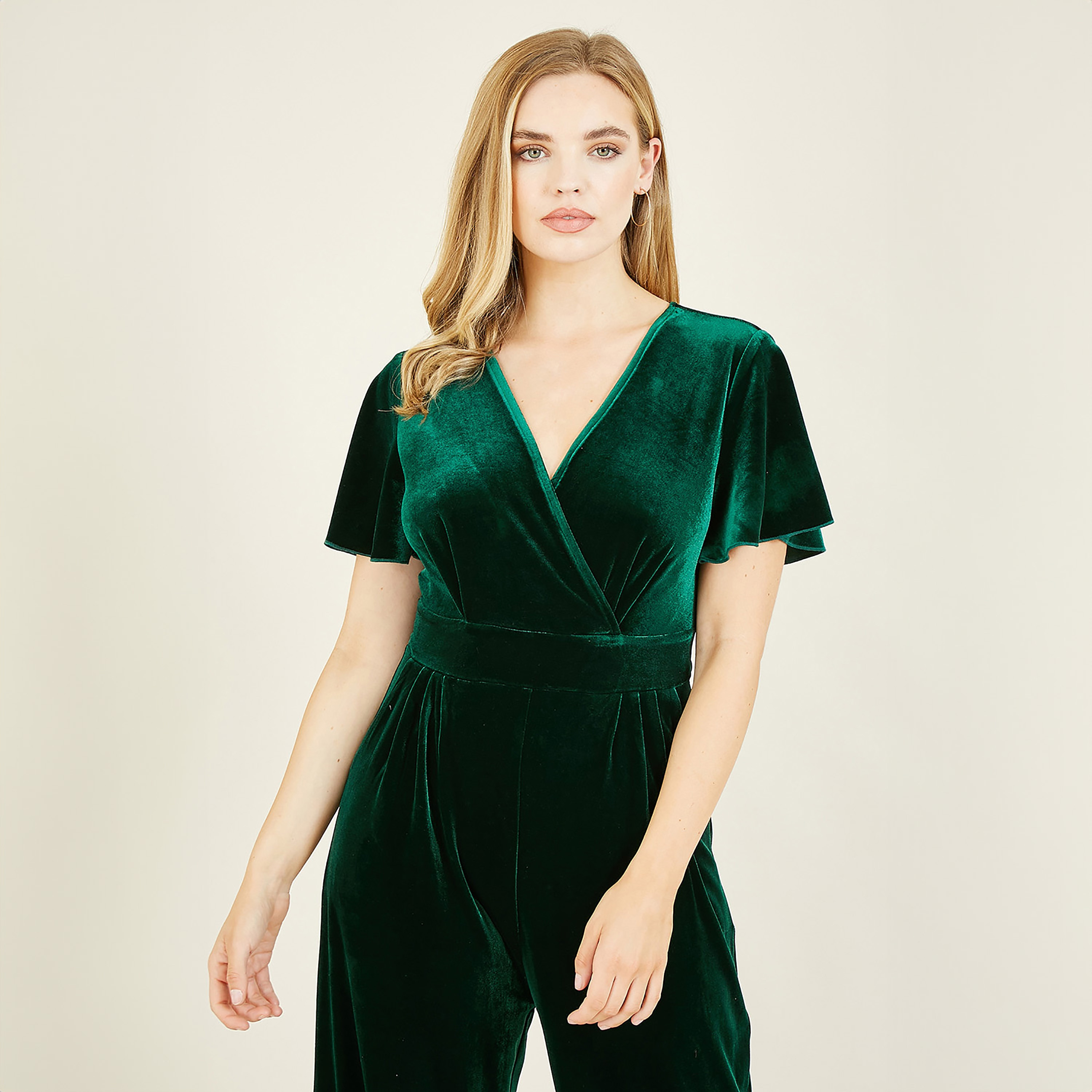 جمبسوت نسائي مسائي باللون الأخضر بأكمام ملائكية من يامي-women-clothing-jumpsuits-image-3