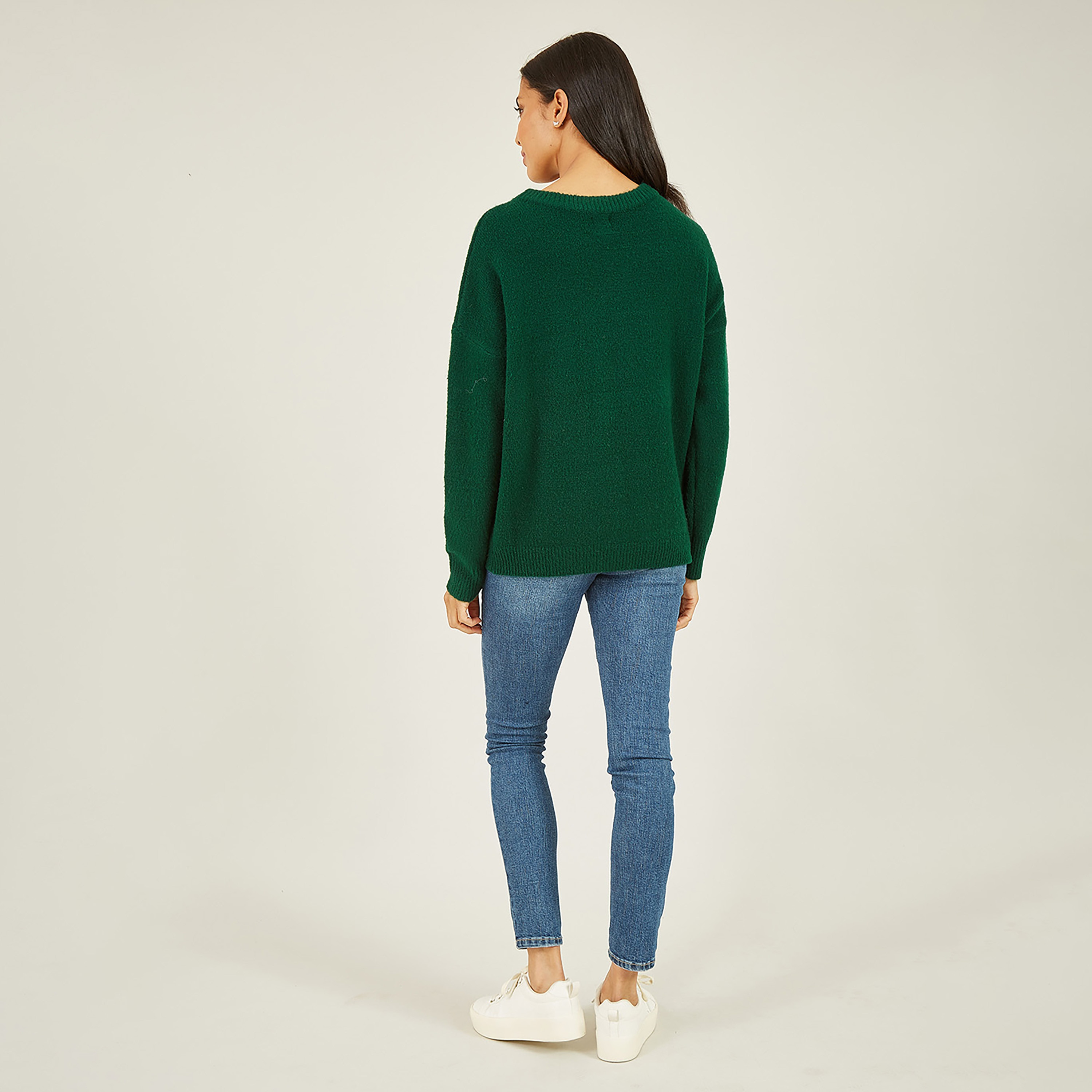 جامبر نسائي محبوك باللون الأخضر مع فيونكة من الترتر من يامي-women-winterwear-cardigansandjumpers-jumpers-image-3