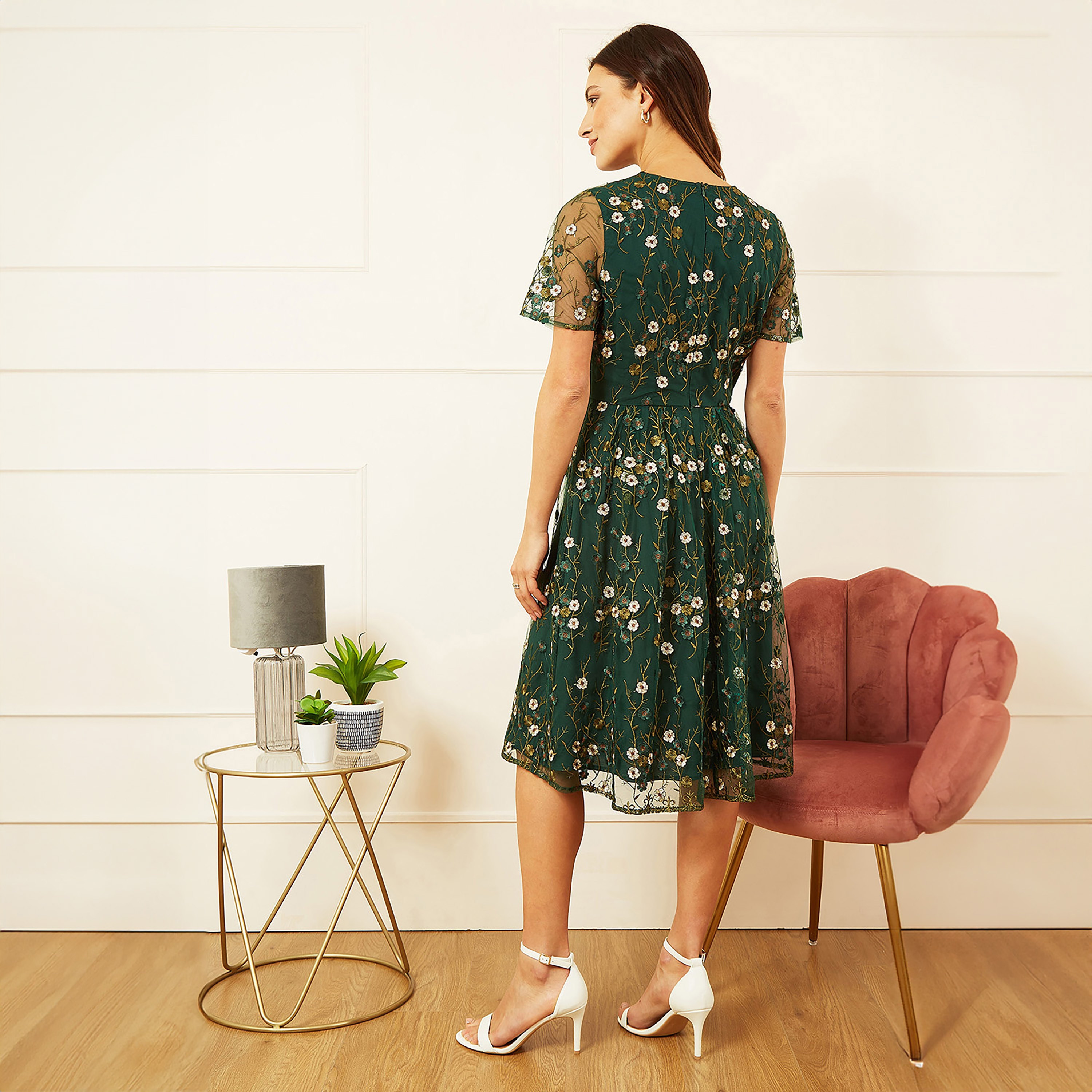 فستان سهرة نسائي بطول الركبة باللون الأخضر مطرز بالزهور من يامي-women-clothing-dresses-image-2