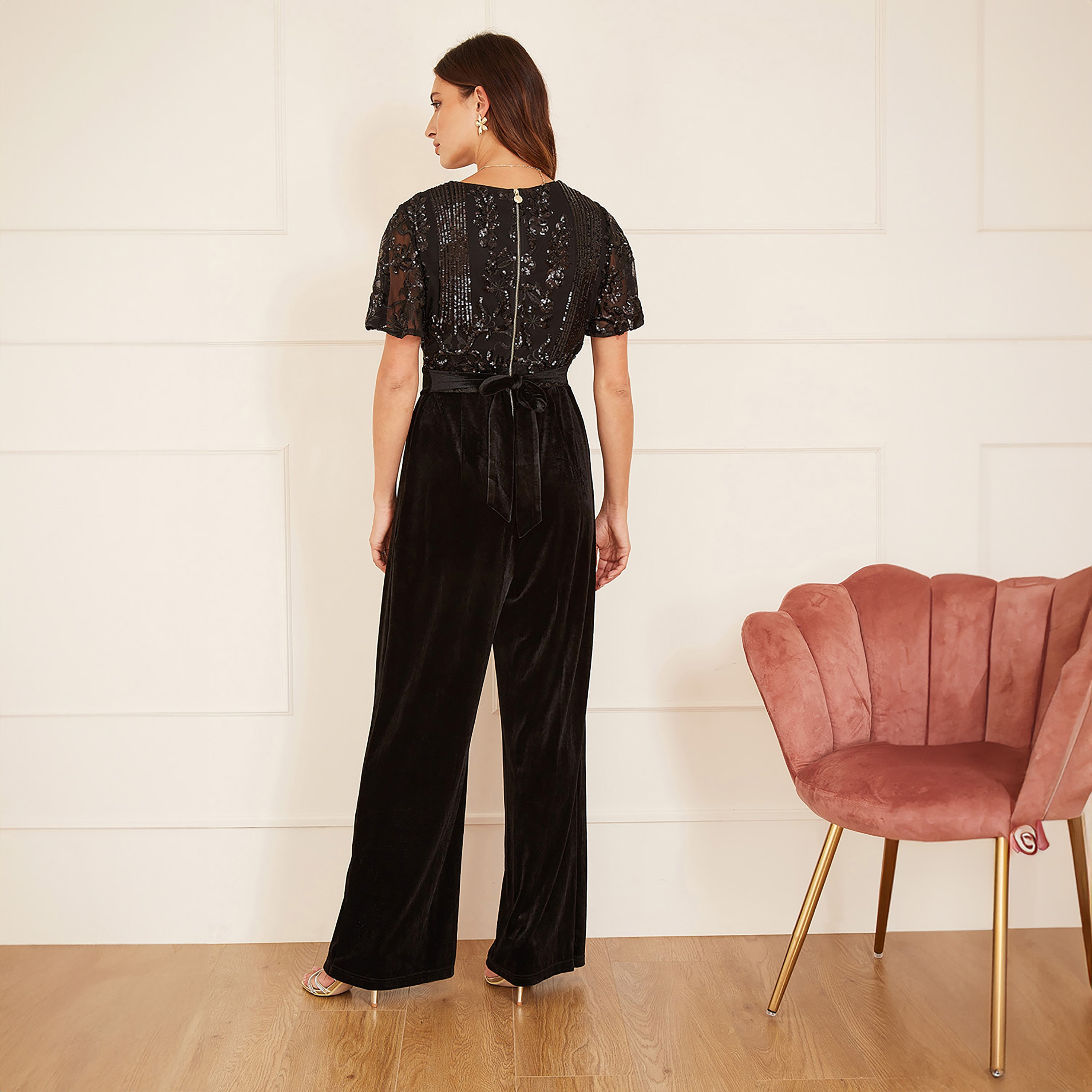 جمبسوت نسائي مسائي مخملي مزين بالترتر بأكمام ملائكية من يامي-women-clothing-jumpsuits-image-6