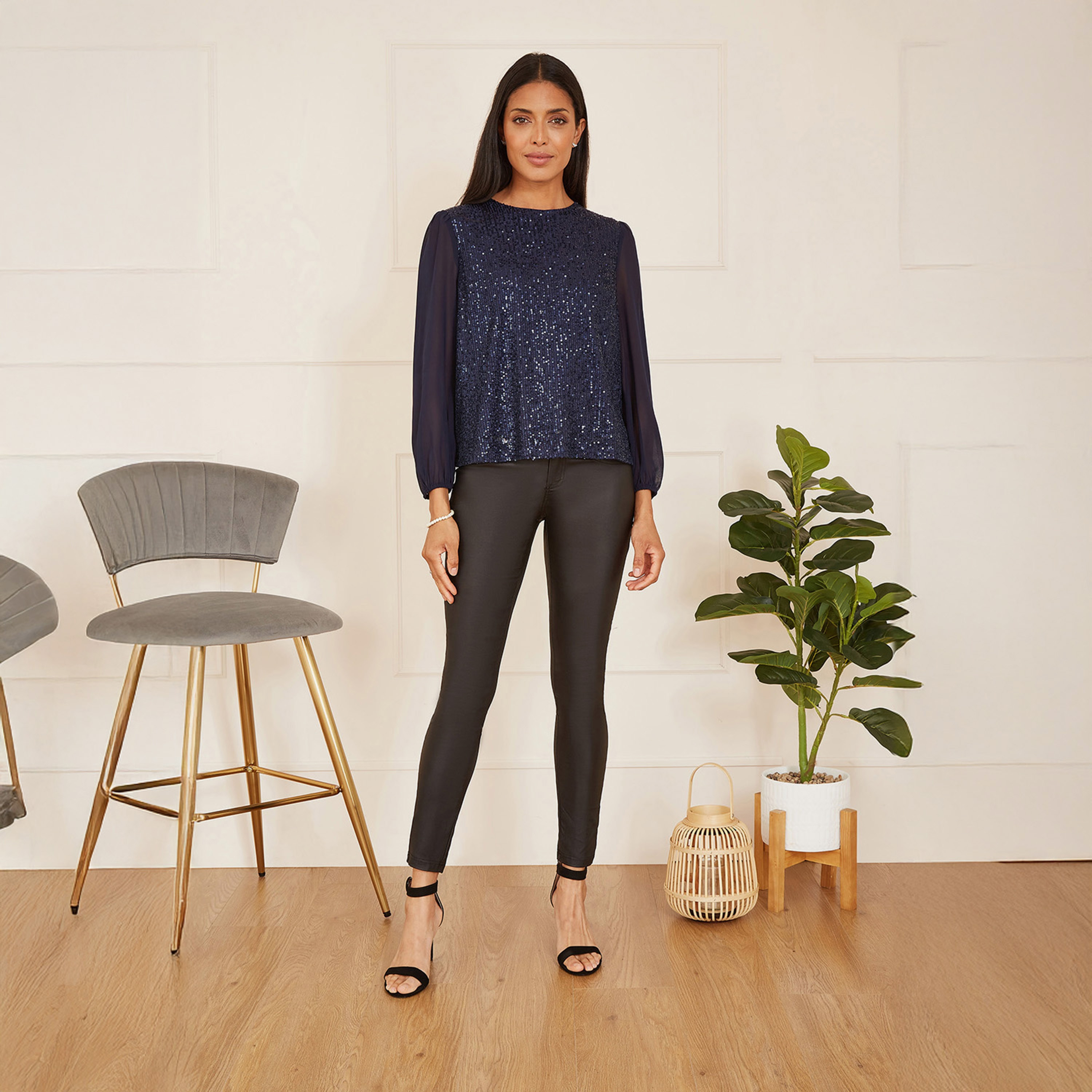 بلوزة نسائية مسائية باللون الأزرق الداكن مزينة بالترتر بأكمام شفافة من يامي-women-clothing-shirtsandblouses-blouses-image-4