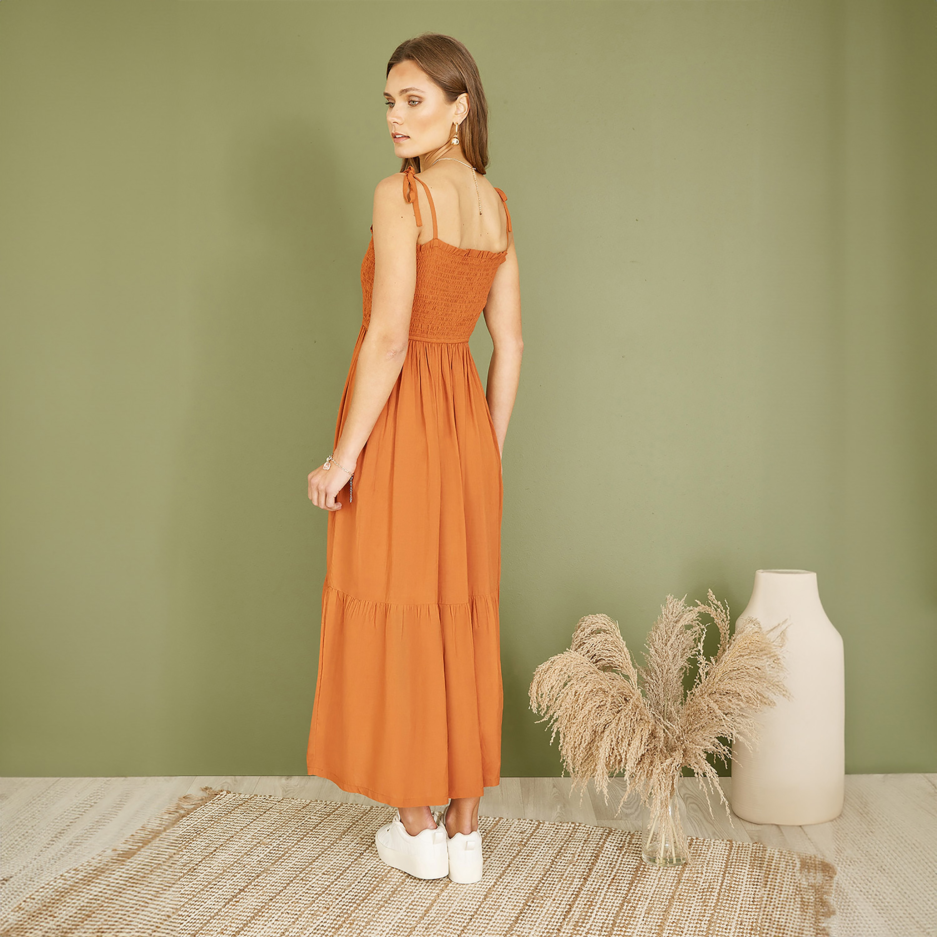 فستان ماكسي نسائي برتقالي بتفاصيل مطرزة وطبقات من الشمس من يامي-women-clothing-dresses-image-2