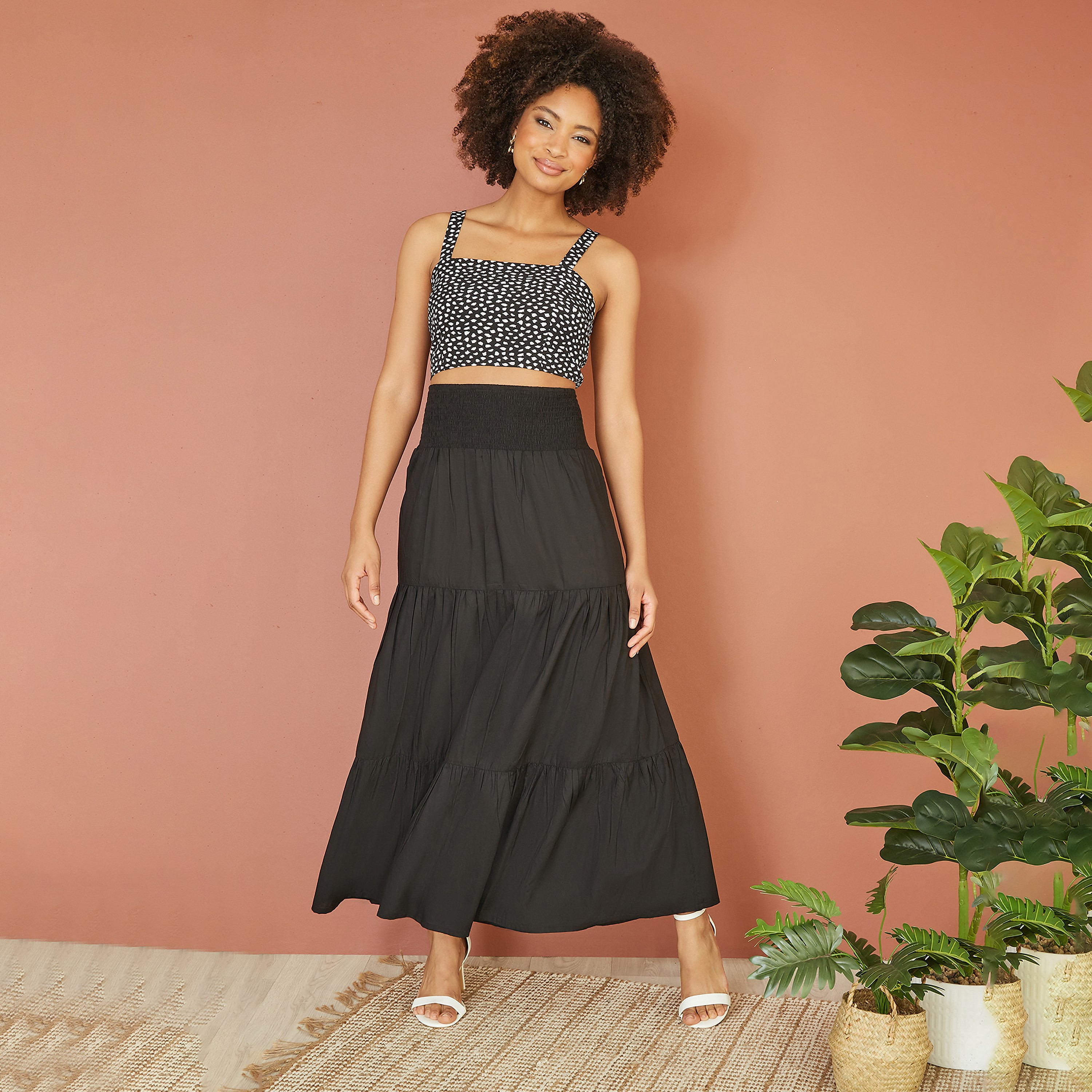 تنورة ماكسي نسائية متعددة الطبقات باللون الأسود بخصر مجعد من يامي-women-clothing-bottoms-skirts-image-2