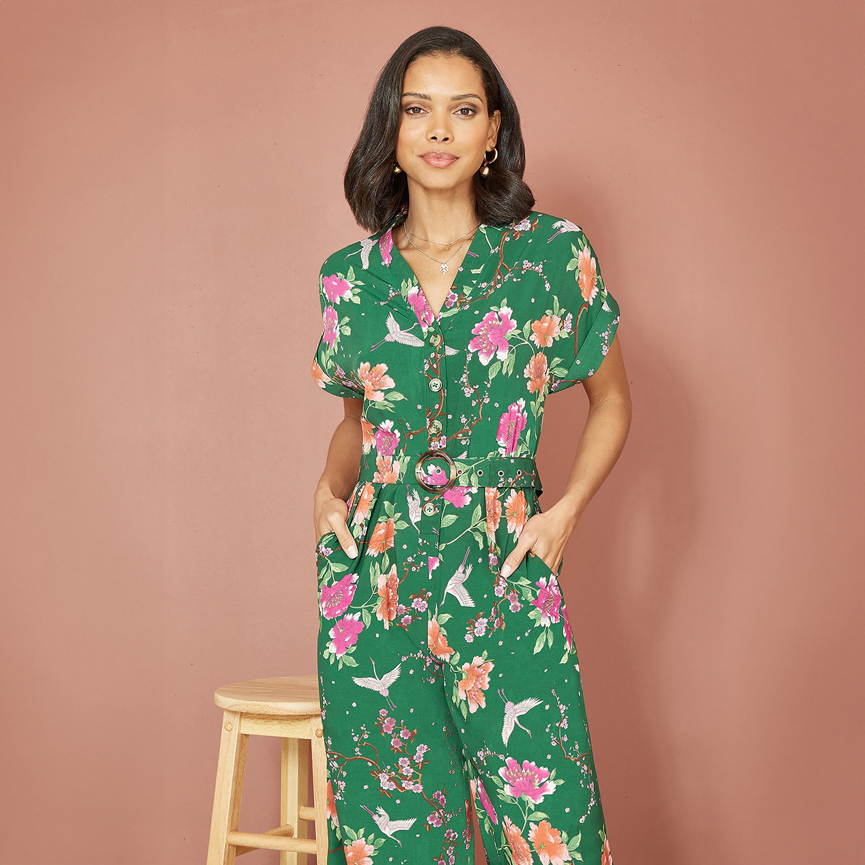 جمبسوت نسائي بطبعة كرين المعاد تدويره مع حزام مطابق من يامي-women-clothing-jumpsuits-image-4