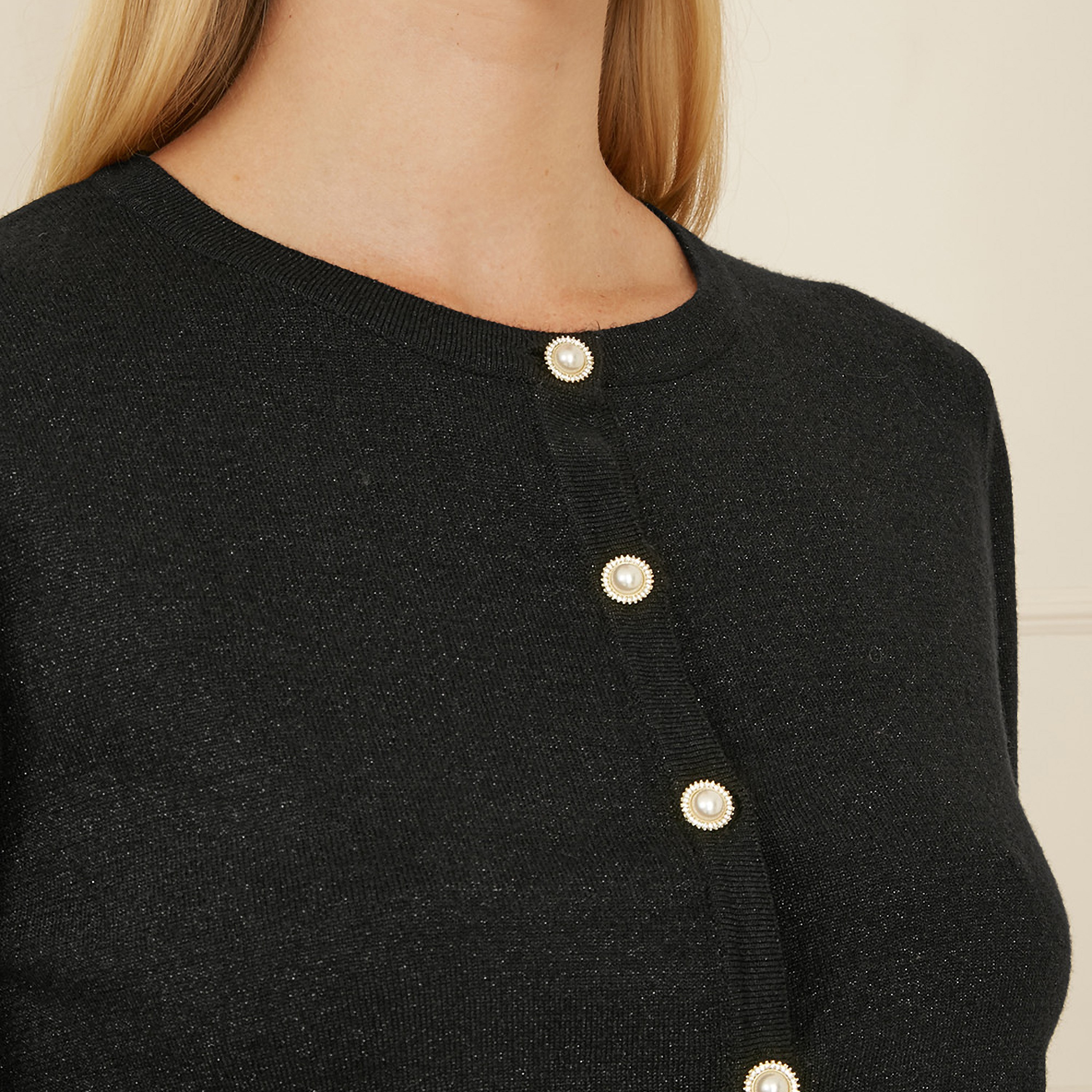 كارديجان أسود محبوك من اللوريكس للنساء مع مؤخرة من اللؤلؤ من يامي-women-clothing-cardigansandjumpers-cardigans-image-3