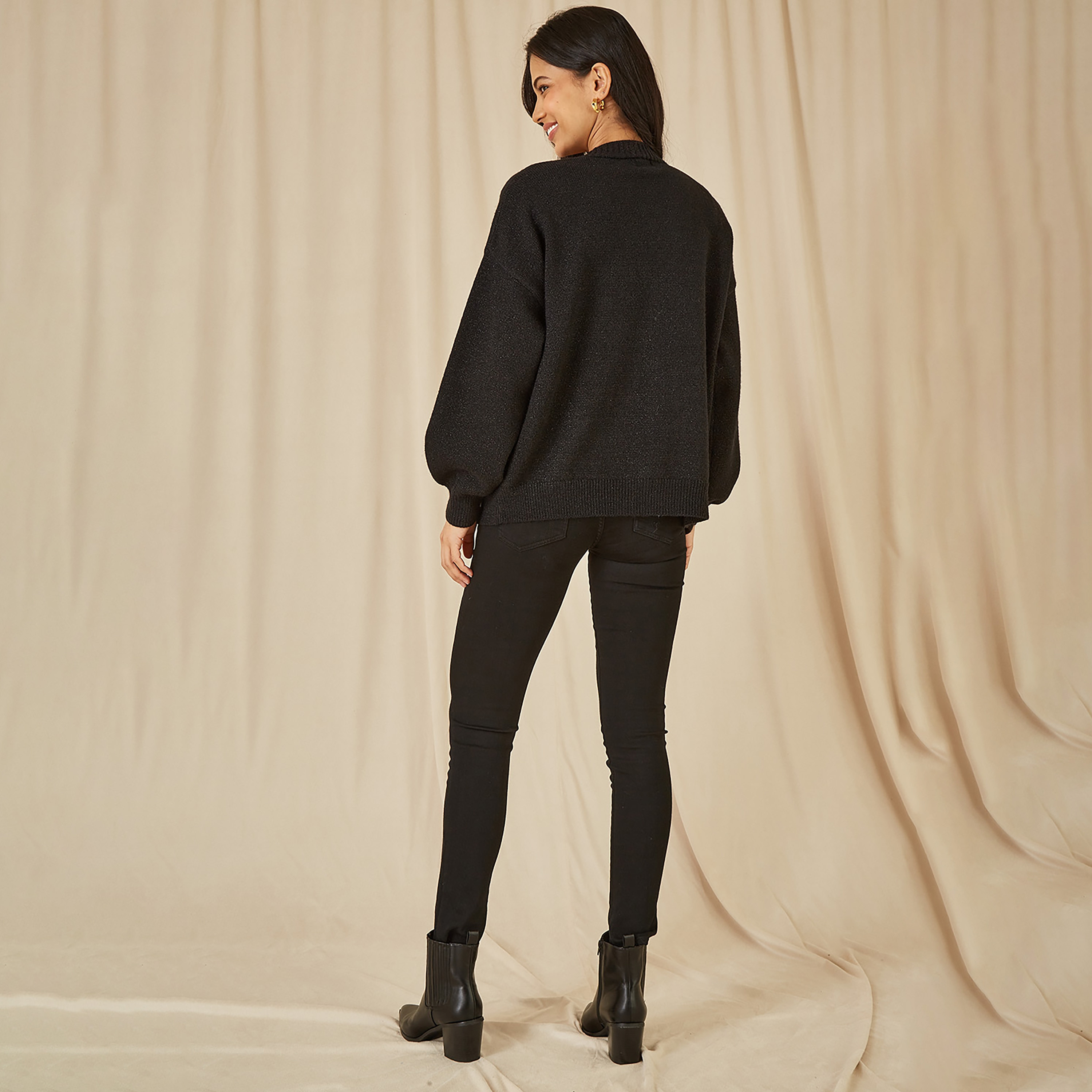 كارديجان أسود معدني فضفاض للنساء مع جيوب من يامي-women-clothing-cardigansandjumpers-cardigans-image-3