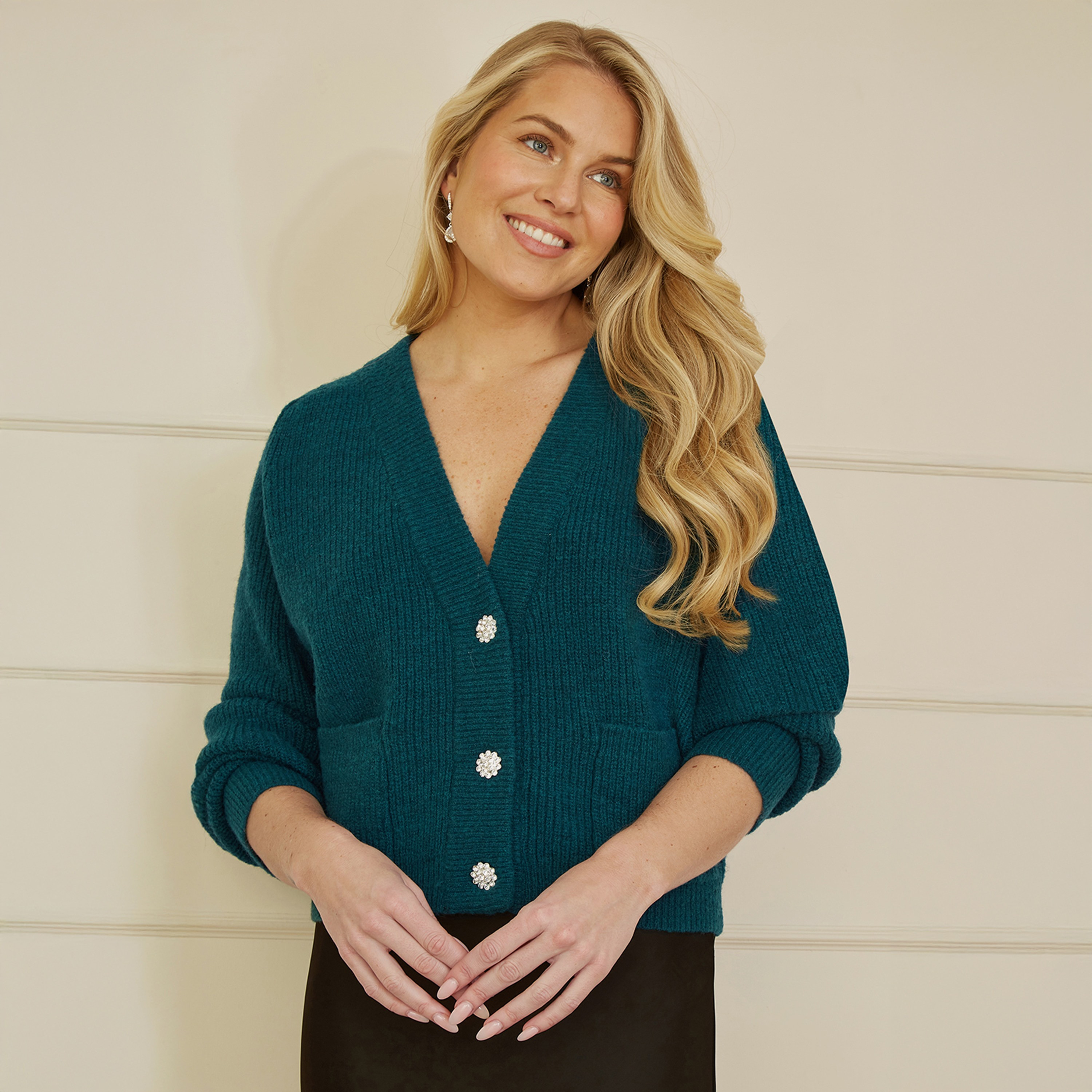 كارديجان نسائي محبوك باللون الأخضر مع مؤخرة ماسية من يامي-women-clothing-cardigansandjumpers-cardigans-image-2