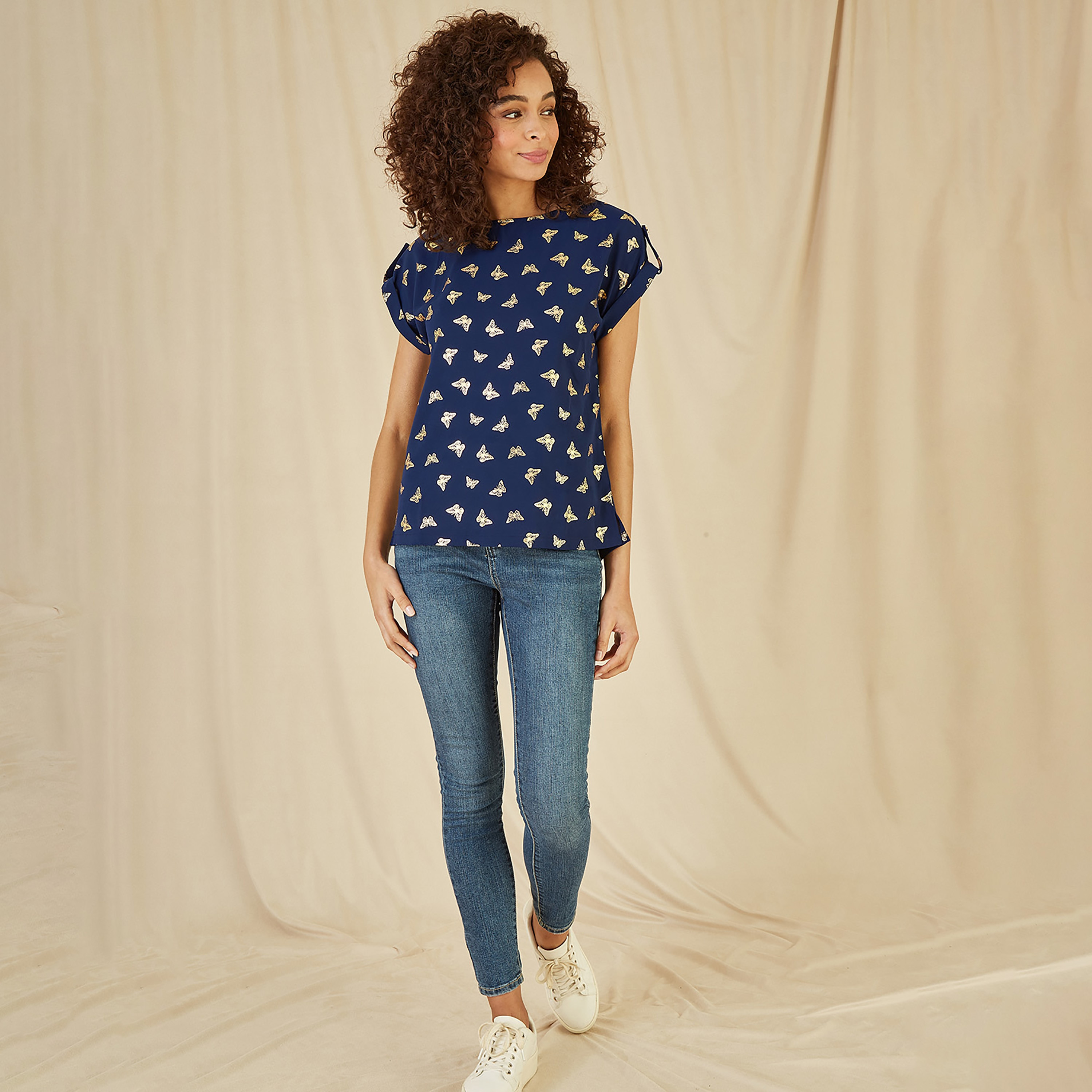 بلوزة ازرق داكن بطبعة فراشة فويل النسائية من يامي-women-clothing-shirtsandblouses-blouses-image-3