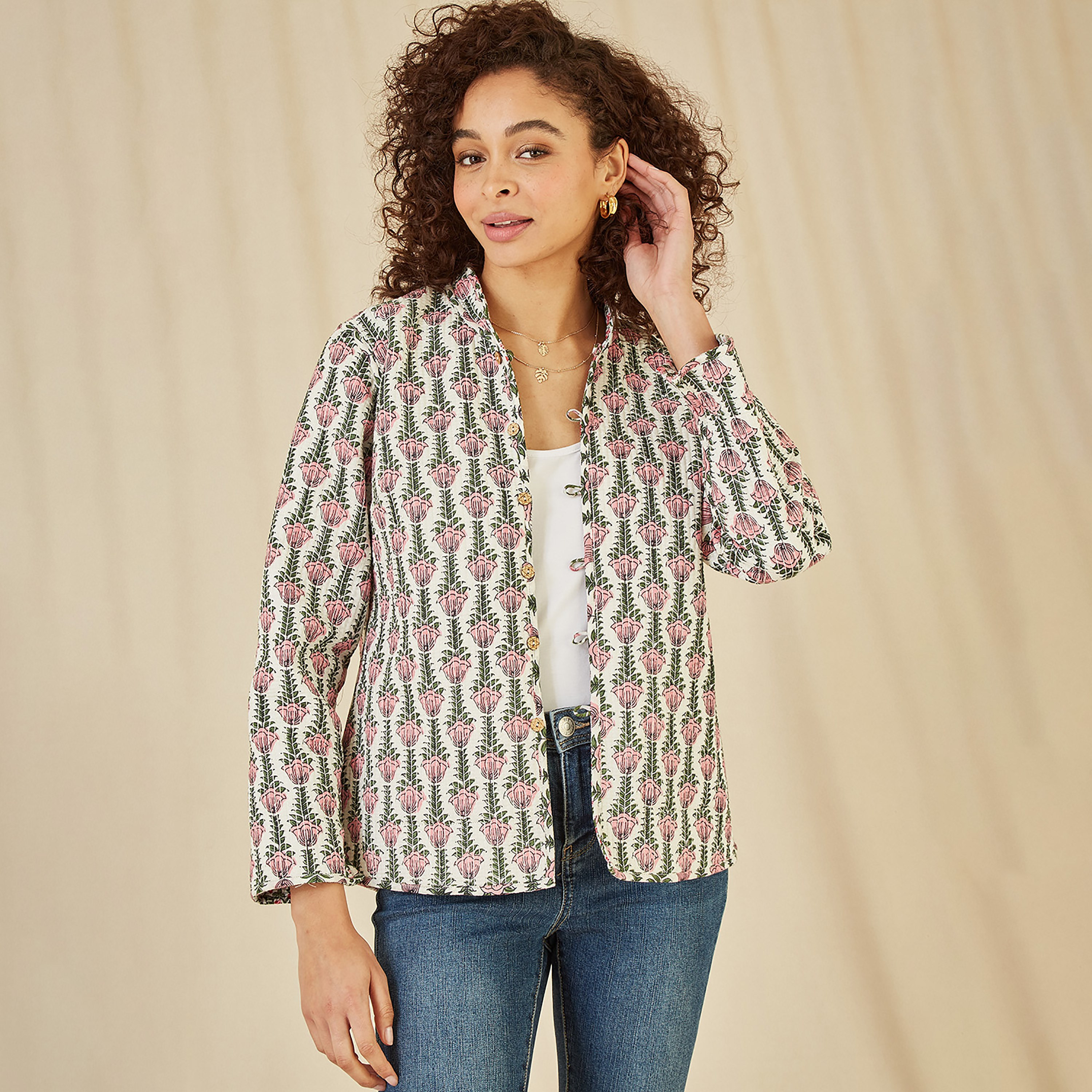 Yumi Pink Floral Print Reversible Cotton Quilted Women's Jacket-women-clothing-coatsandjackets-jackets-image-1