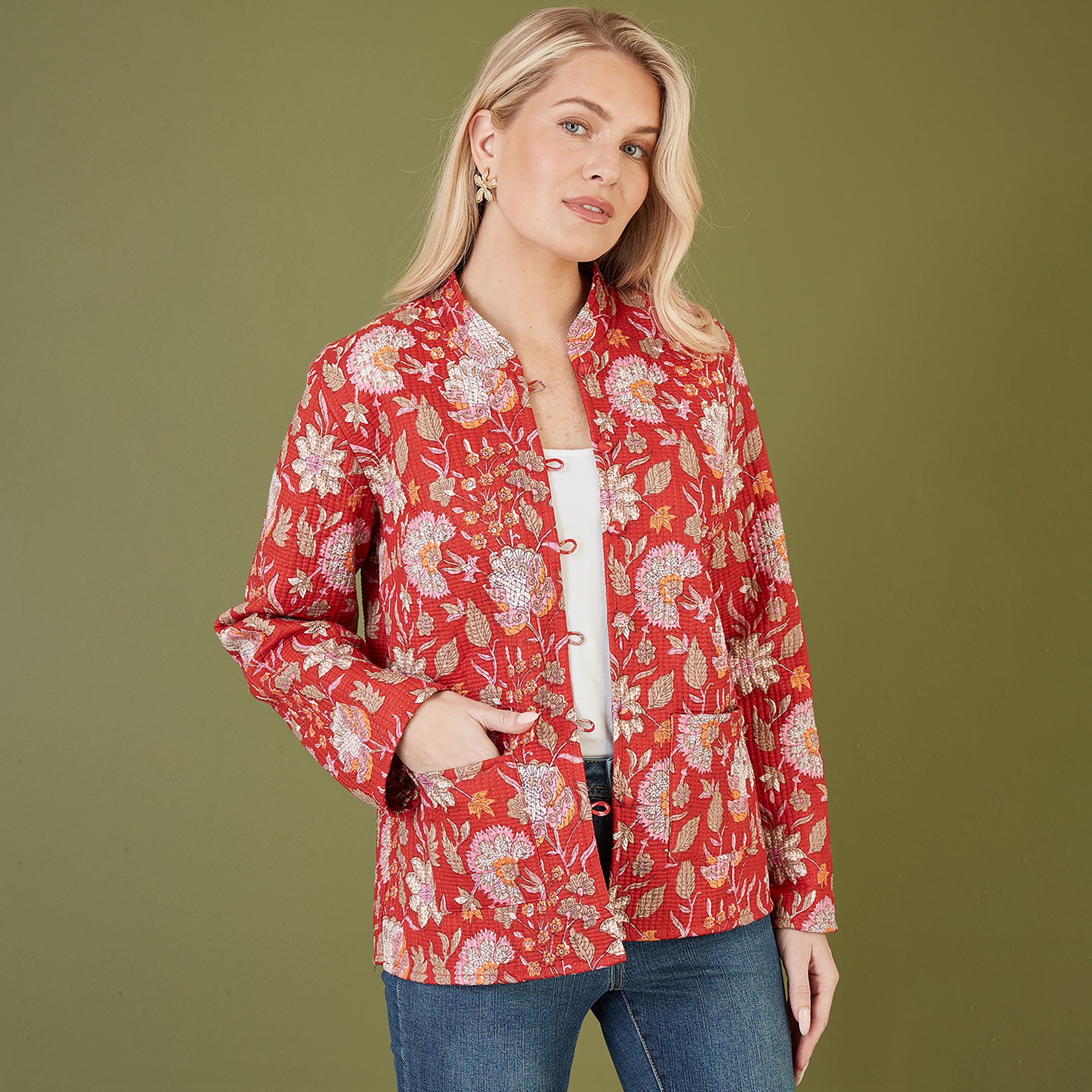 Yumi Red Floral Print Reversible Cotton Quilted Women's Jacket-women-clothing-coatsandjackets-jackets-image-2