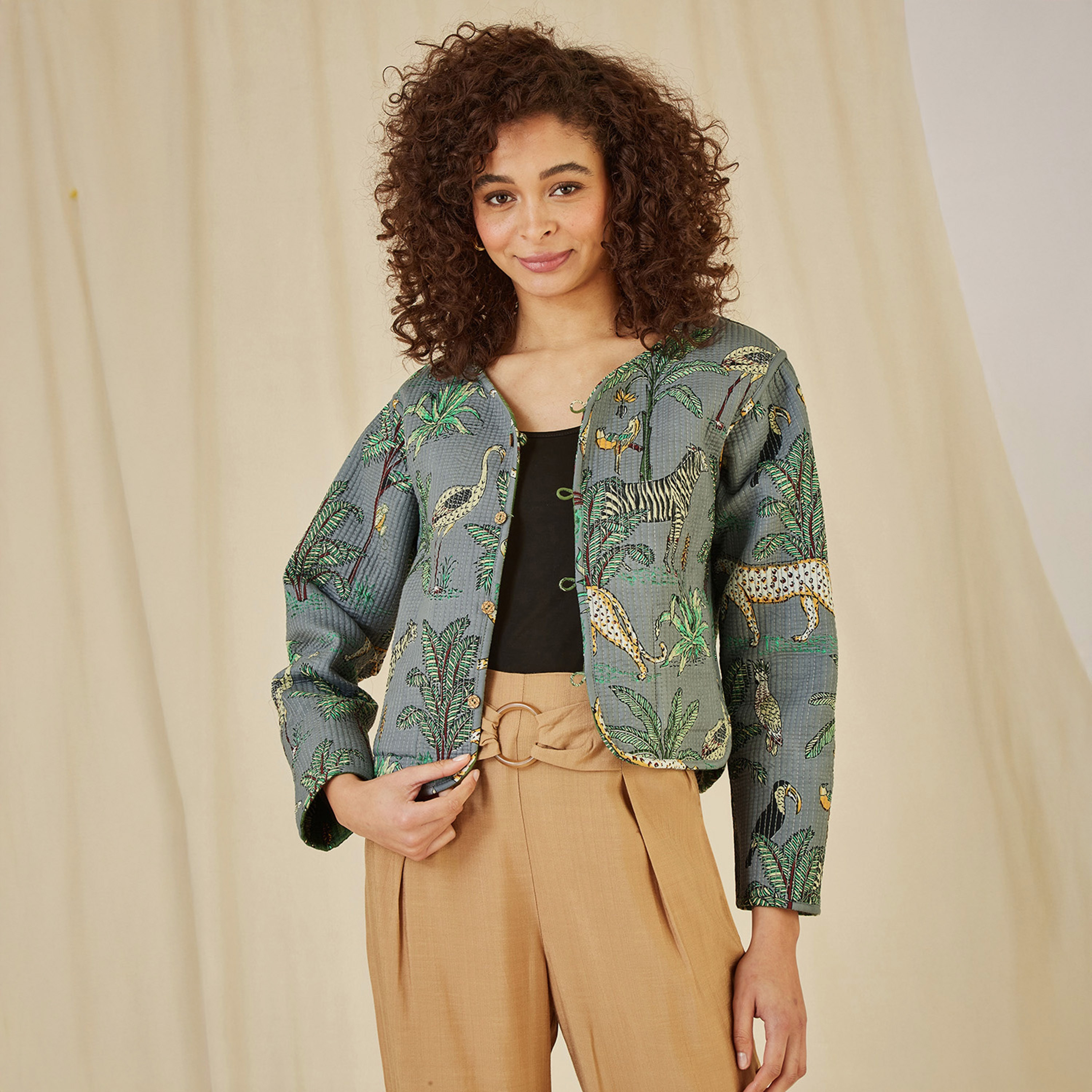 Yumi Green Animal Print Reversible Cotton Cropped Quilted Women's Jacket-women-clothing-coatsandjackets-jackets-image-3