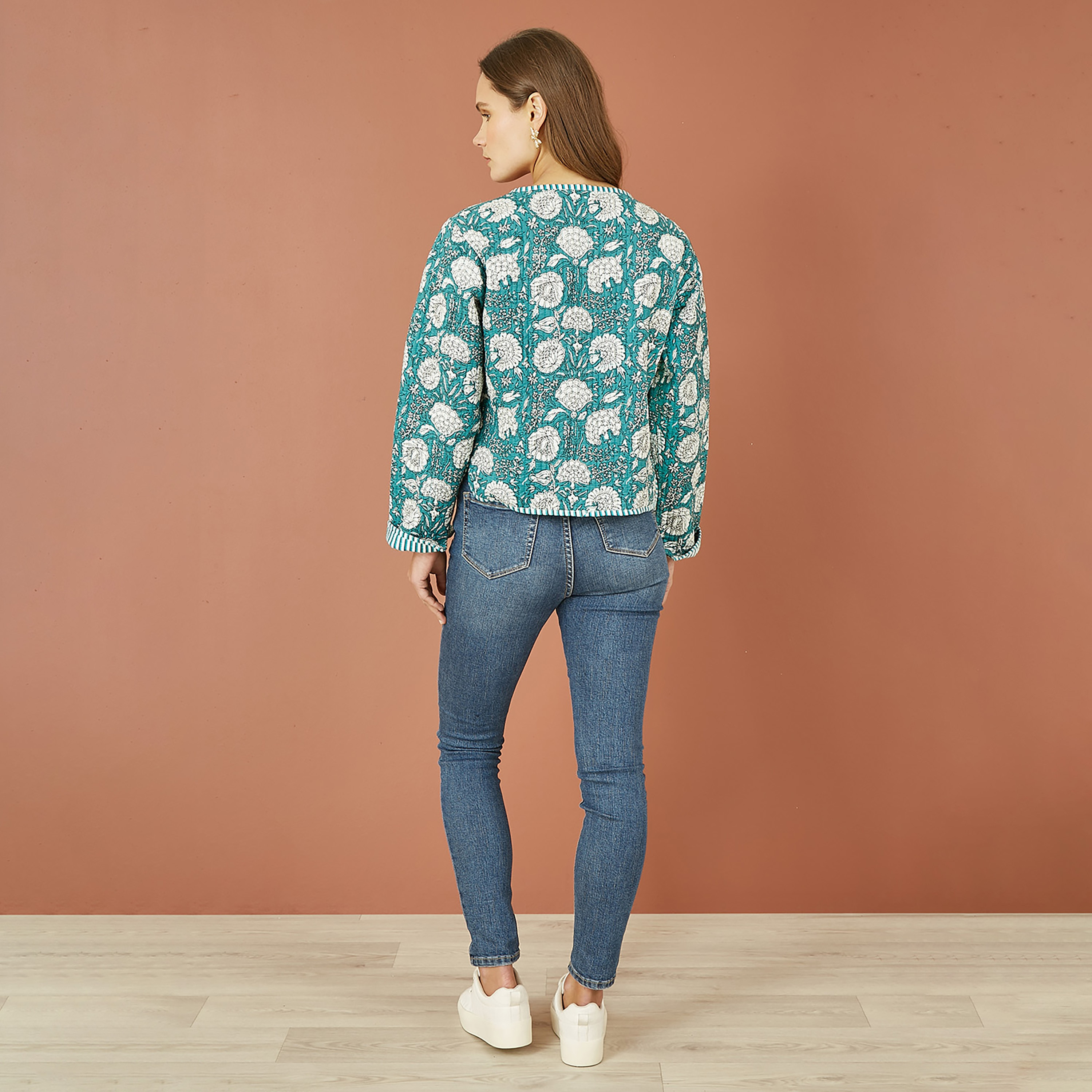 Yumi Green Floral Patchwork Reversible Cotton Women's Jacket-women-clothing-coatsandjackets-jackets-image-3