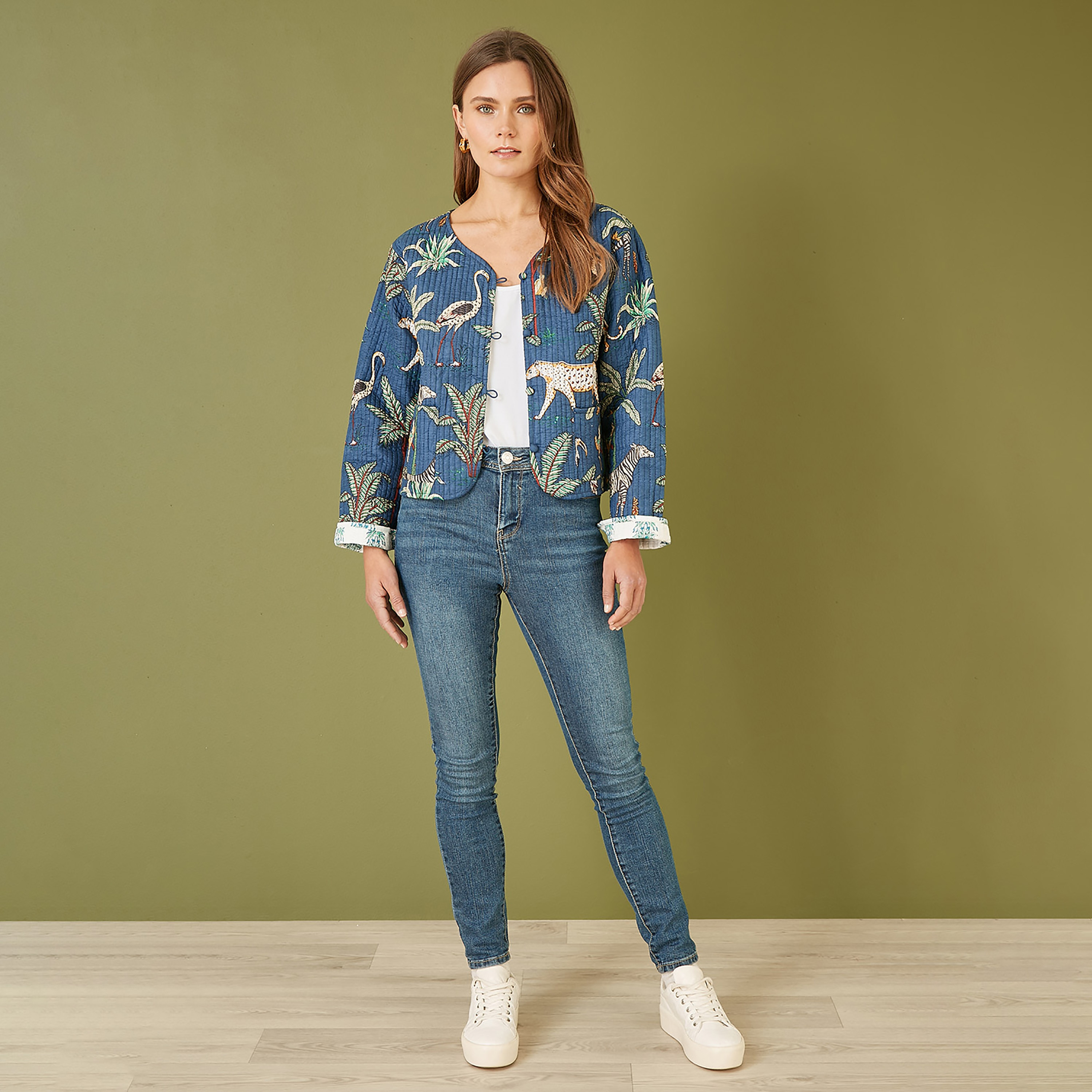 سترة نسائية مبطنة من القطن قابلة للعكس بطبعة حيوانات باللون الأزرق من يامي-women-clothing-coatsandjackets-jackets-image-3