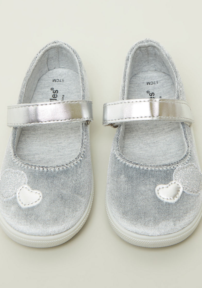 Giggles Textured Baby Shoes with Heart Embroidery-Booties-image-1