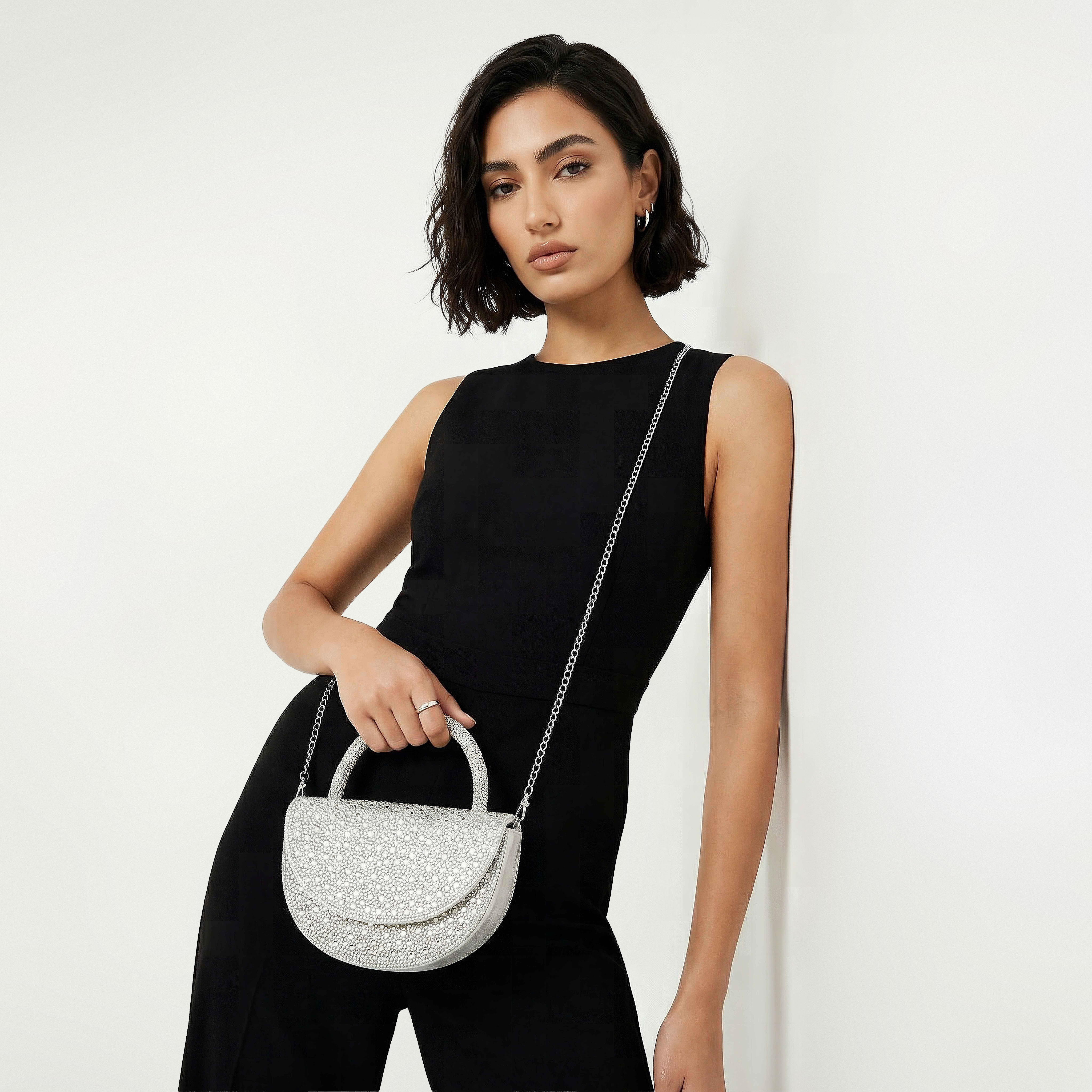 شنطة كروس بودي مزينة بحزام سلسلة قابل للفصل من فلورا بيلا-women-bagsandwallets-handbags-image-2