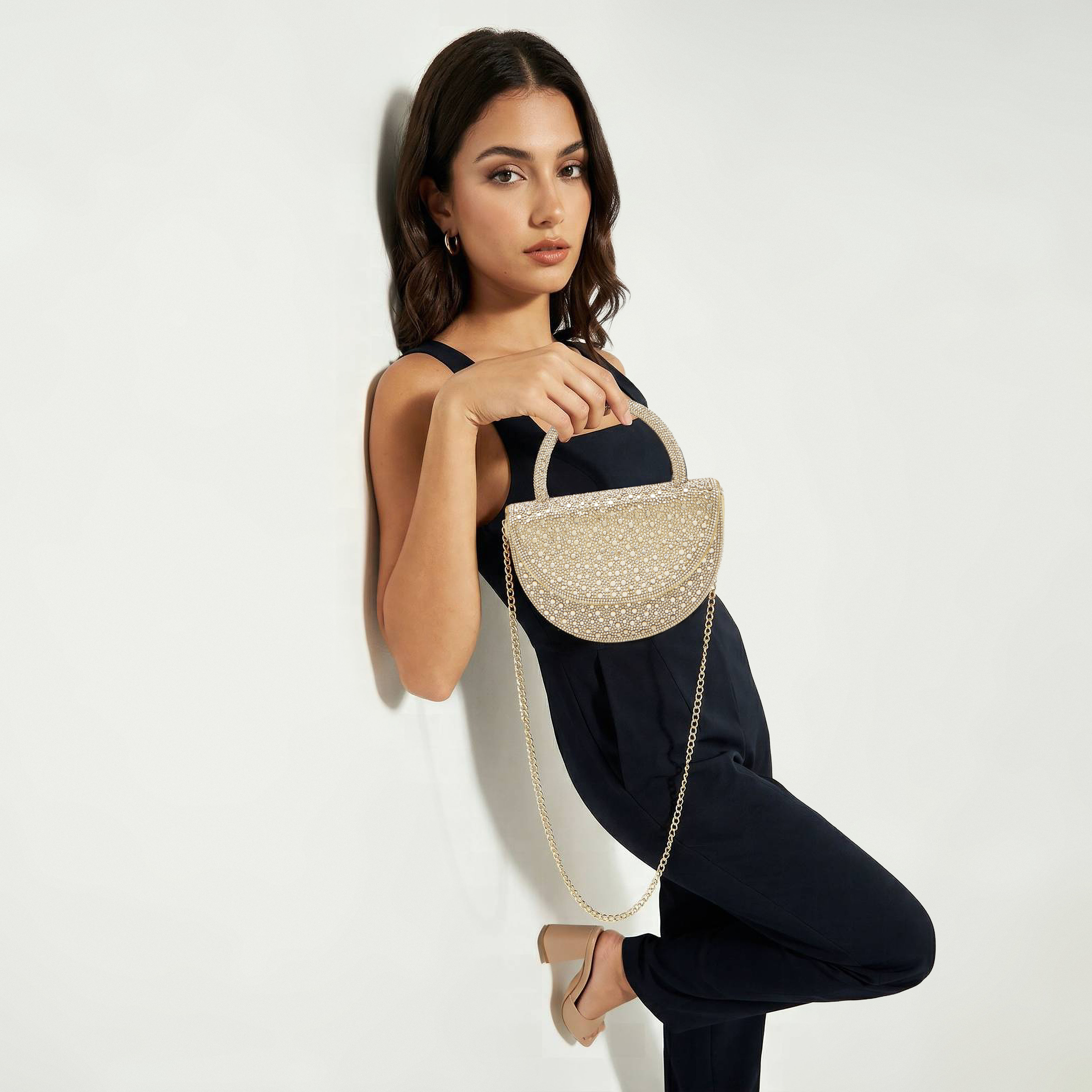 شنطة كروس بودي مزينة بحزام سلسلة قابل للفصل من فلورا بيلا-women-bagsandwallets-handbags-image-2