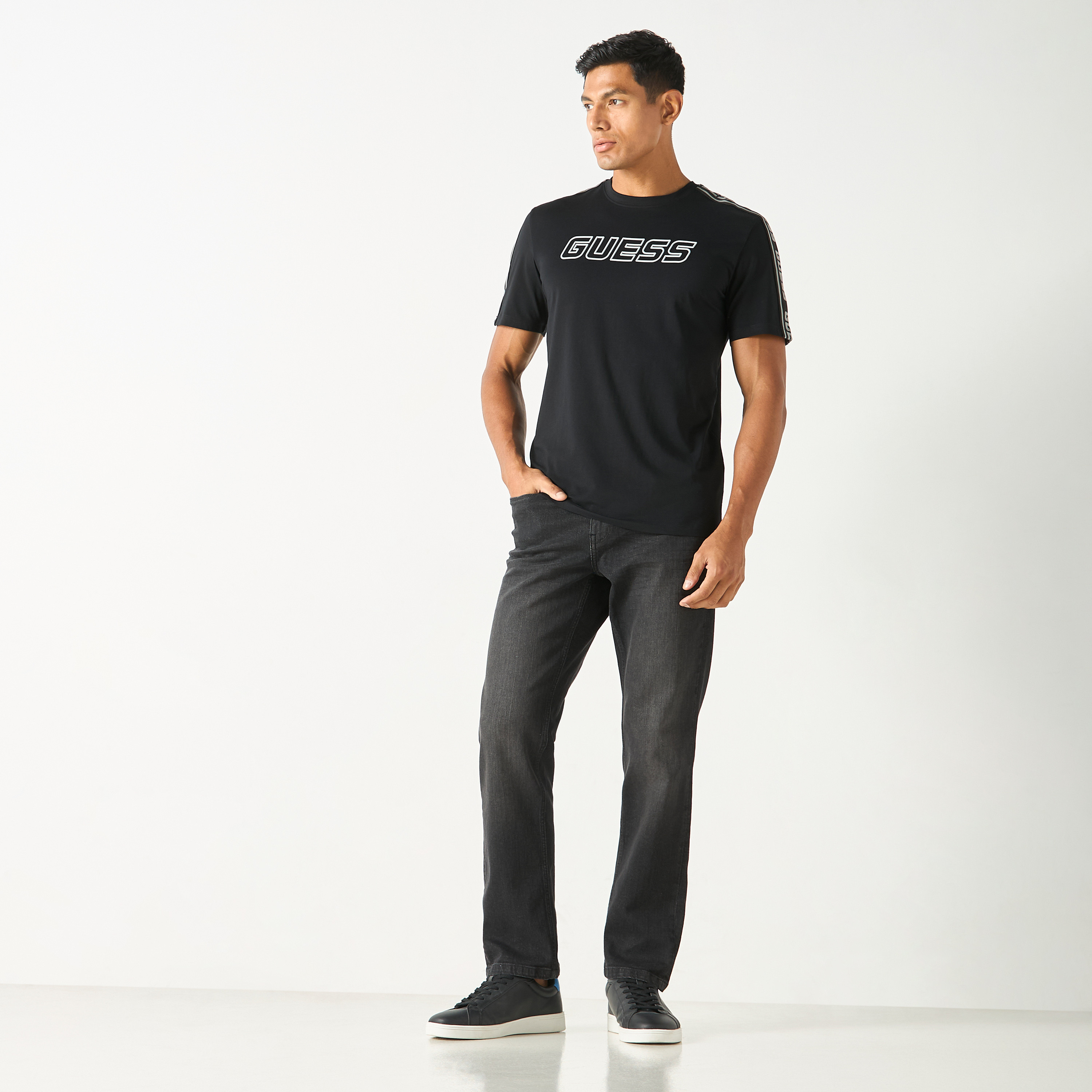 Guess Logo Print Crew Neck T-shirt with Short Sleeves-men-clothing-tshirtsandpolos-tshirts-image-14