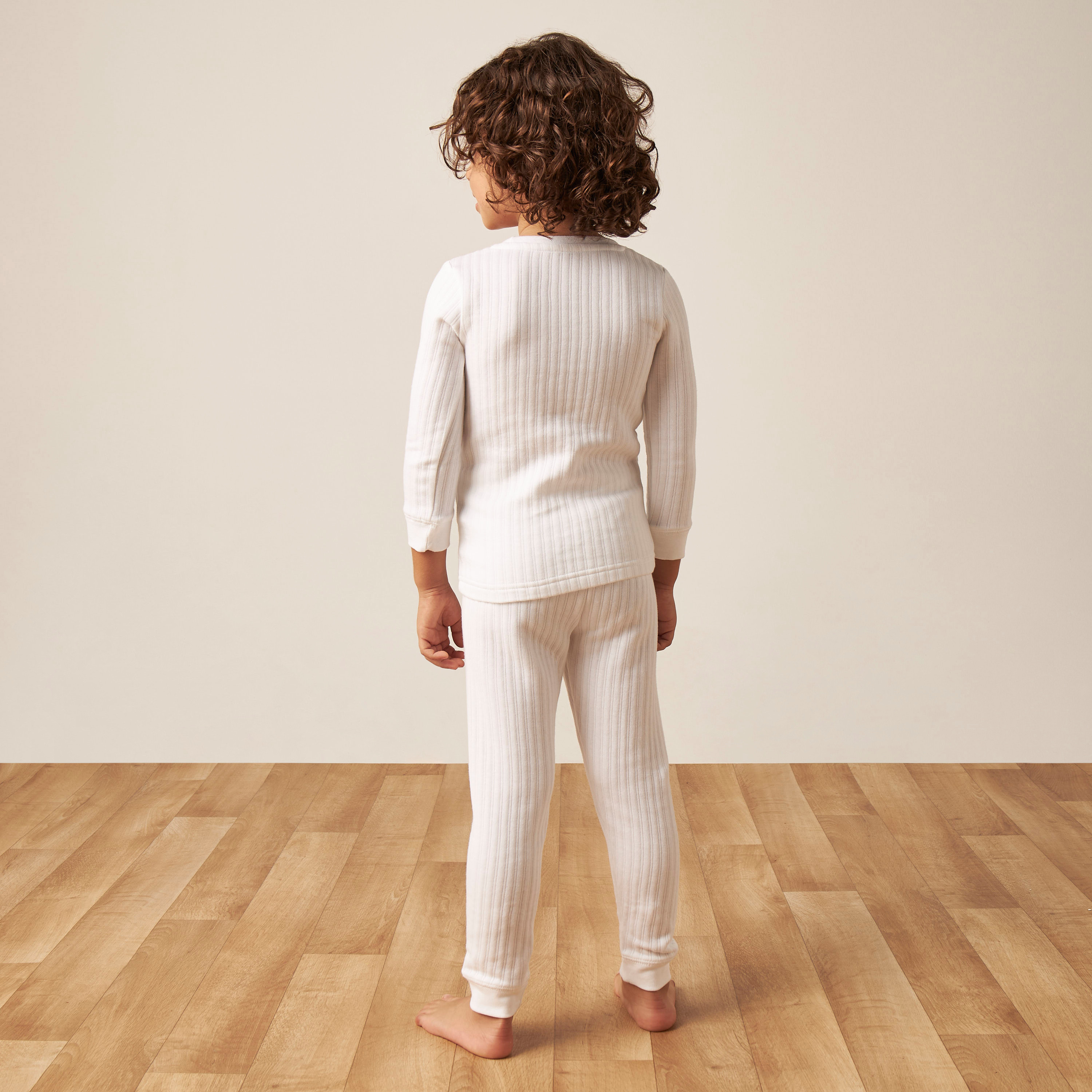 طقم بنطلون بيجاما وتيشيرت حراري بارز الملمس من جونيورز-baby-boys-clothing-winterwear-thermalsets-image-5