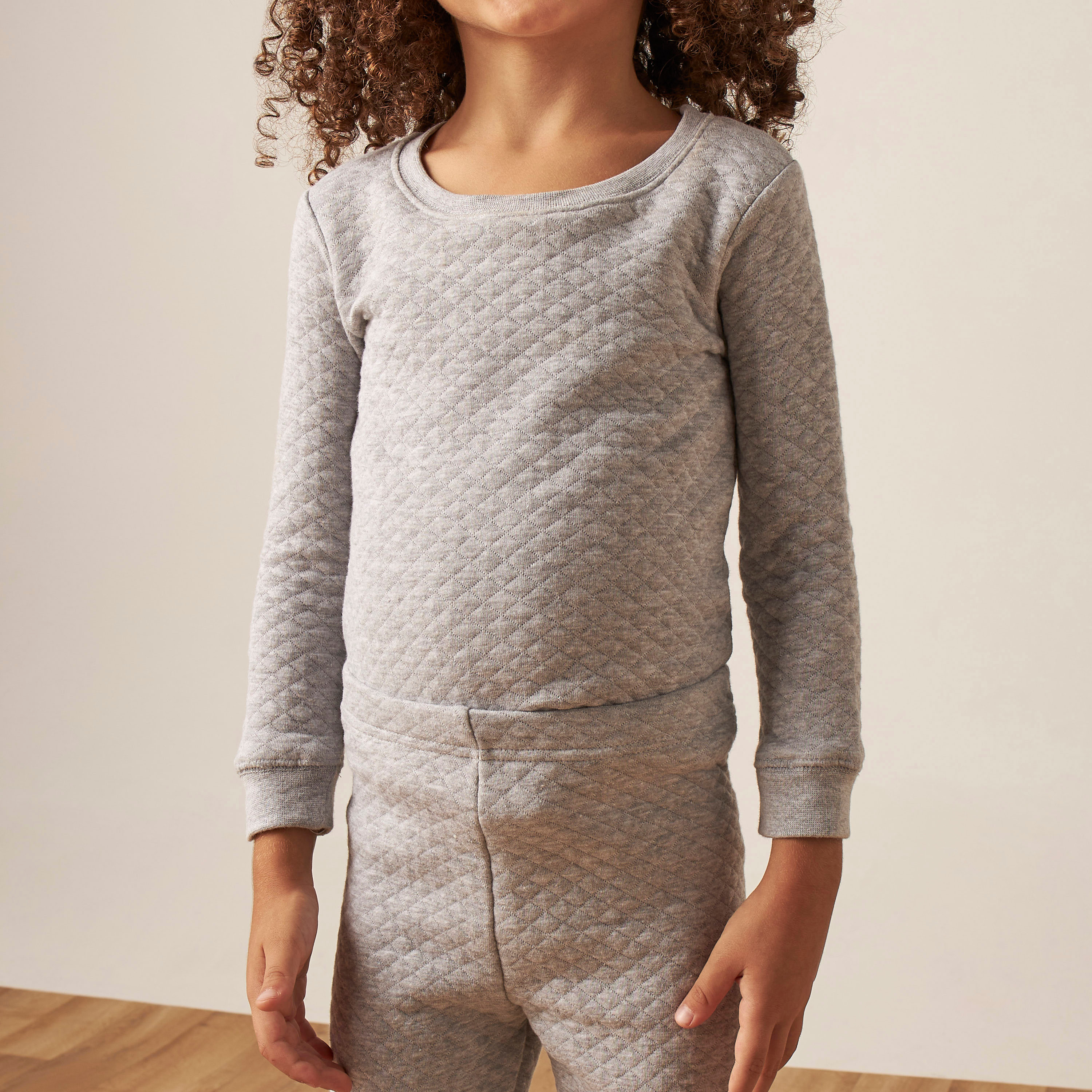 طقم بنطلون بيجاما وتيشيرت حراري بارز الملمس من جونيورز-baby-boys-clothing-winterwear-thermalsets-image-4