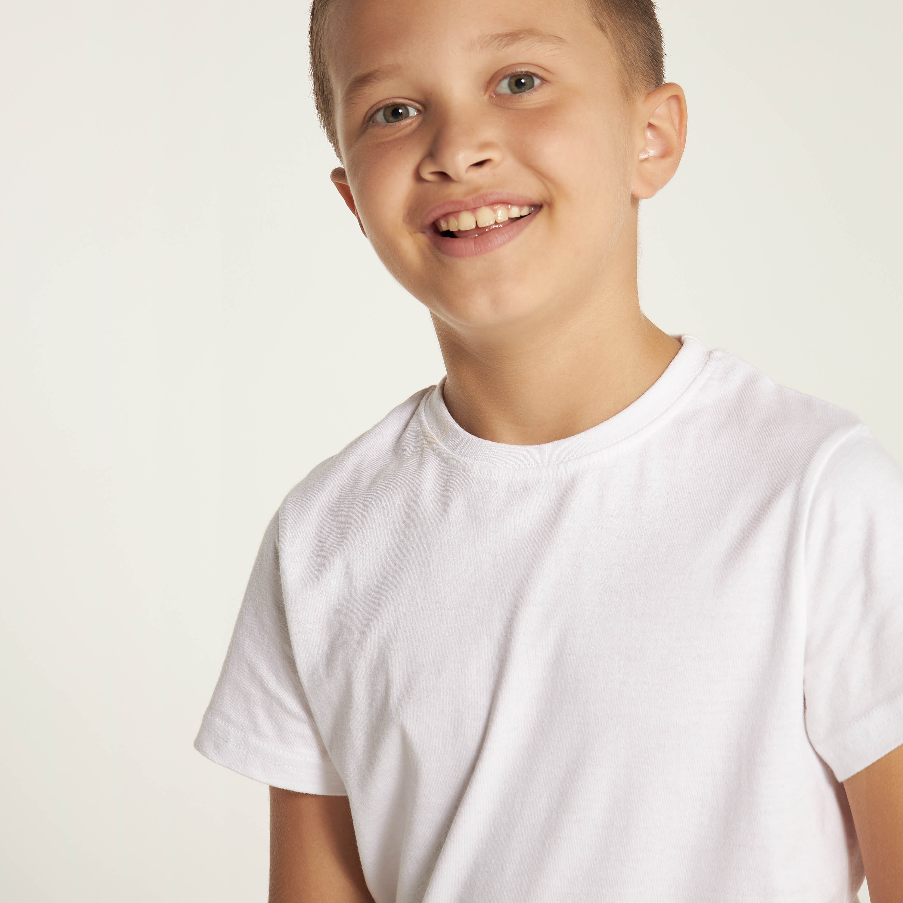 Juniors Solid Crew Neck T-shirt with Short Sleeves-boys-clothing-schoolwear-tshirtsandpolos-image-3