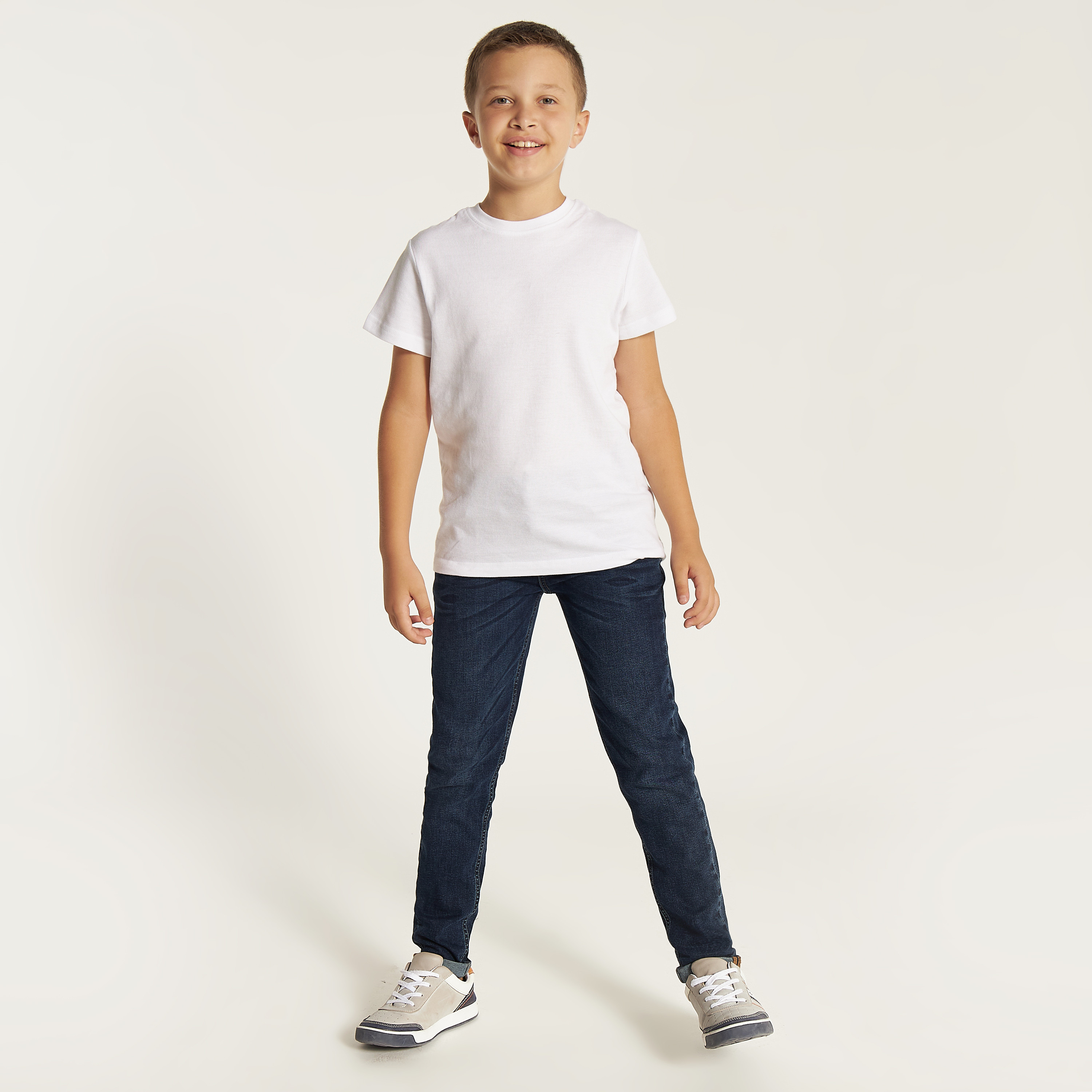 Juniors Solid T-shirt with Crew Neck and Short Sleeves-boys-clothing-schoolwear-tshirtsandpolos-image-2