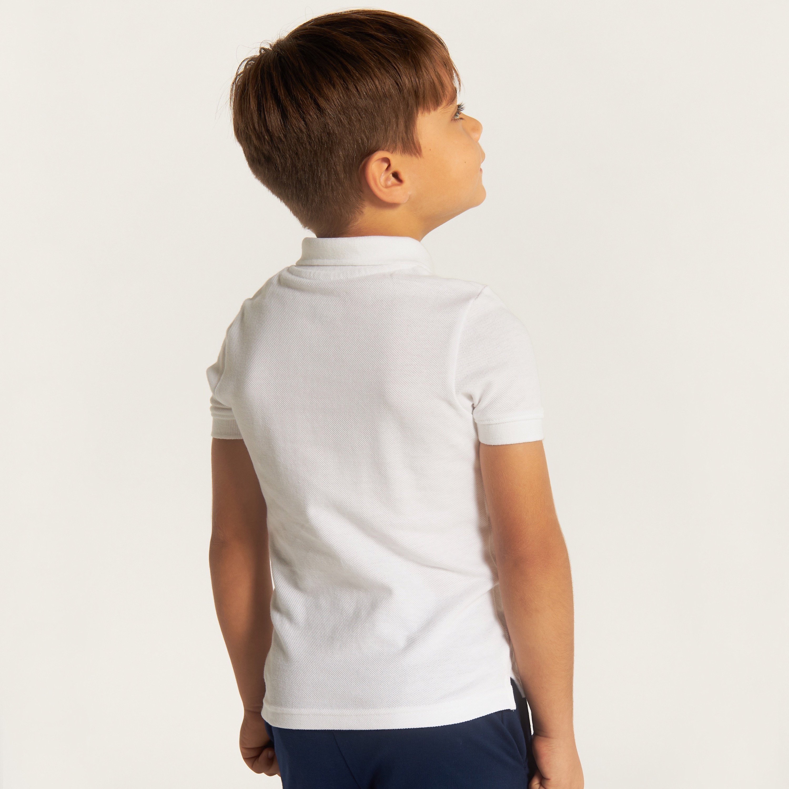 تيشيرت بولو سادة بأكمام قصيرة وأزرار إغلاق من جونيورز-boys-clothing-schoolwear-tshirtsandpolos-image-2