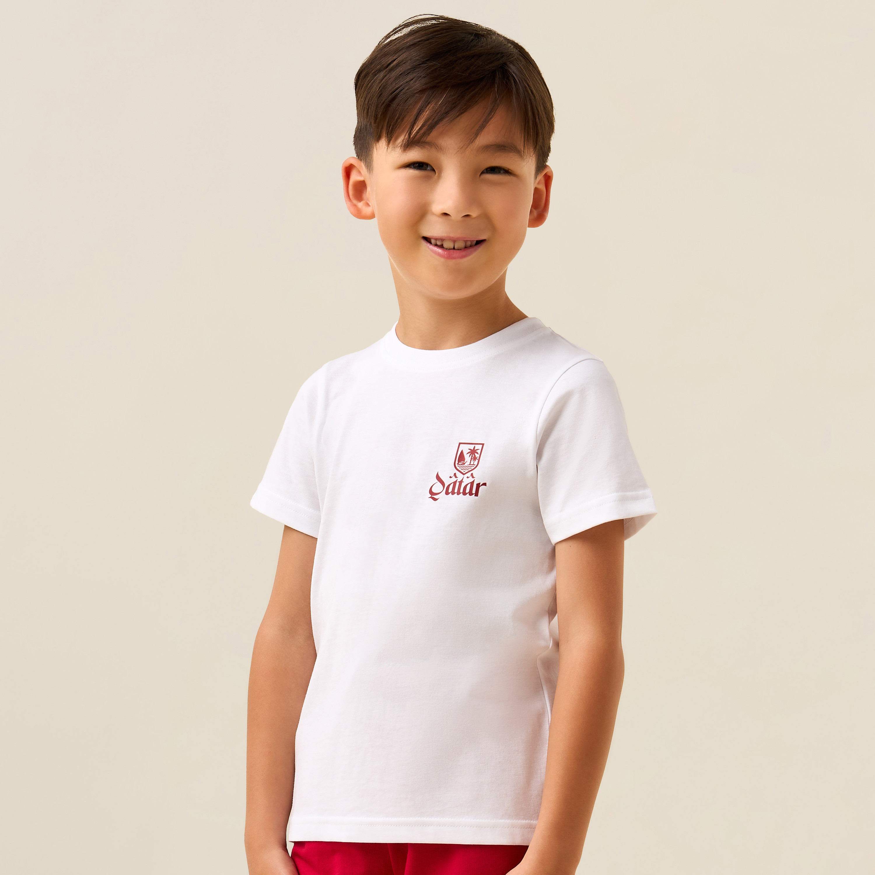 Juniors Crew Neck Short Sleeves T-shirt with Qatar National Day Print-boys-clothing-tshirtsandpolos-image-1