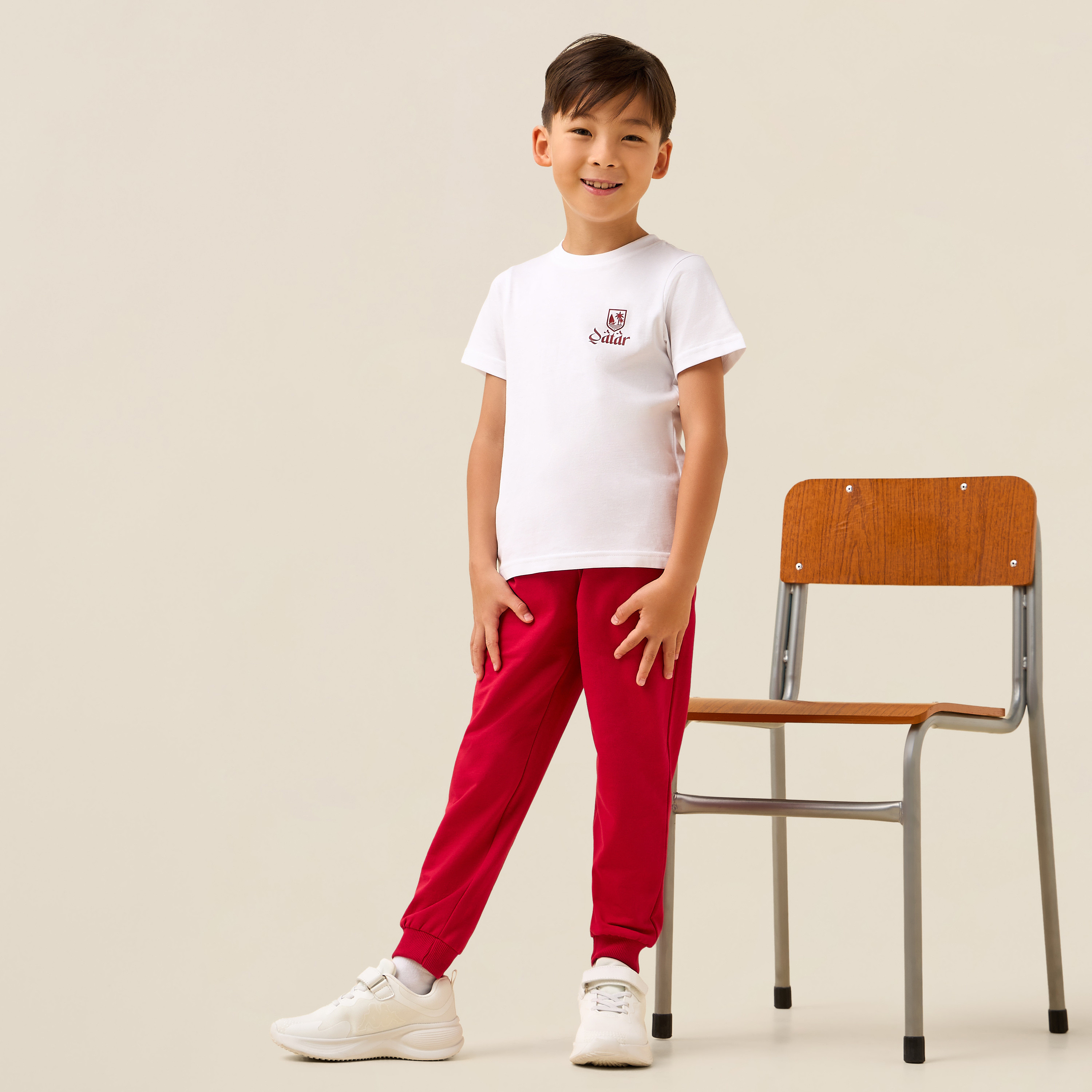 Juniors Crew Neck Short Sleeves T-shirt with Qatar National Day Print-boys-clothing-tshirtsandpolos-image-2
