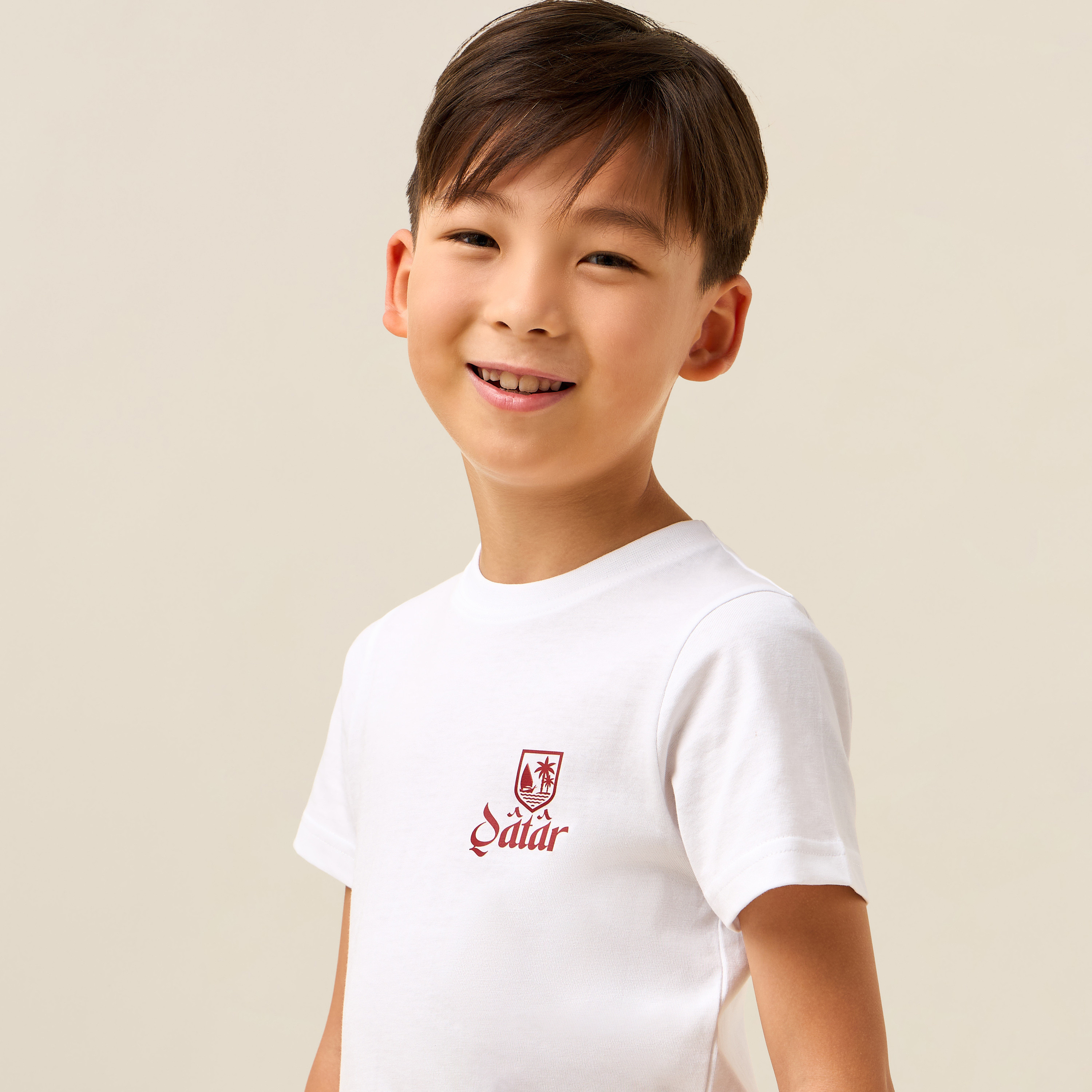 Juniors Crew Neck Short Sleeves T-shirt with Qatar National Day Print-boys-clothing-tshirtsandpolos-image-5
