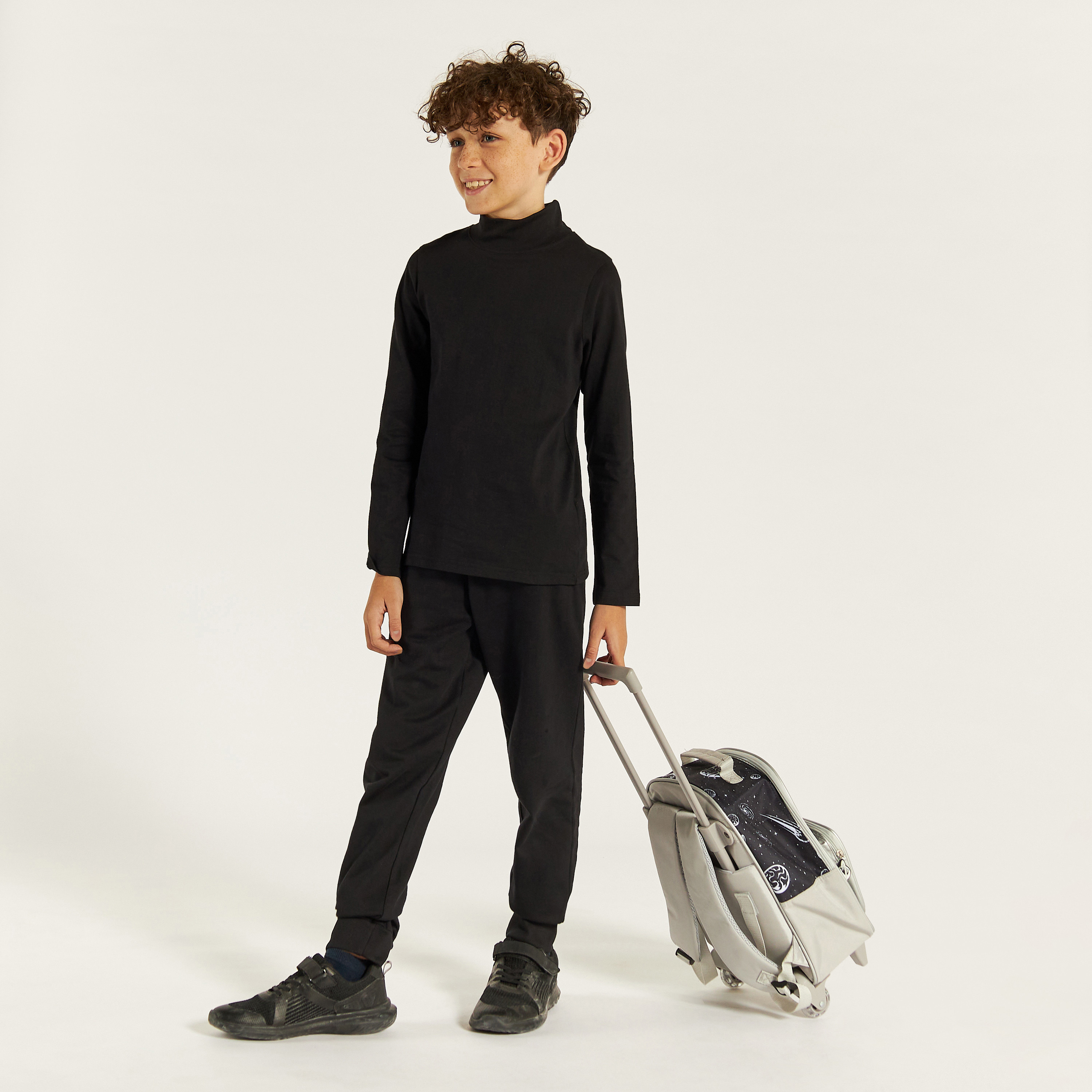 Juniors Solid Joggers with Drawstring Closure and Pockets-boys-clothing-schoolwear-bottoms-joggers-image-2