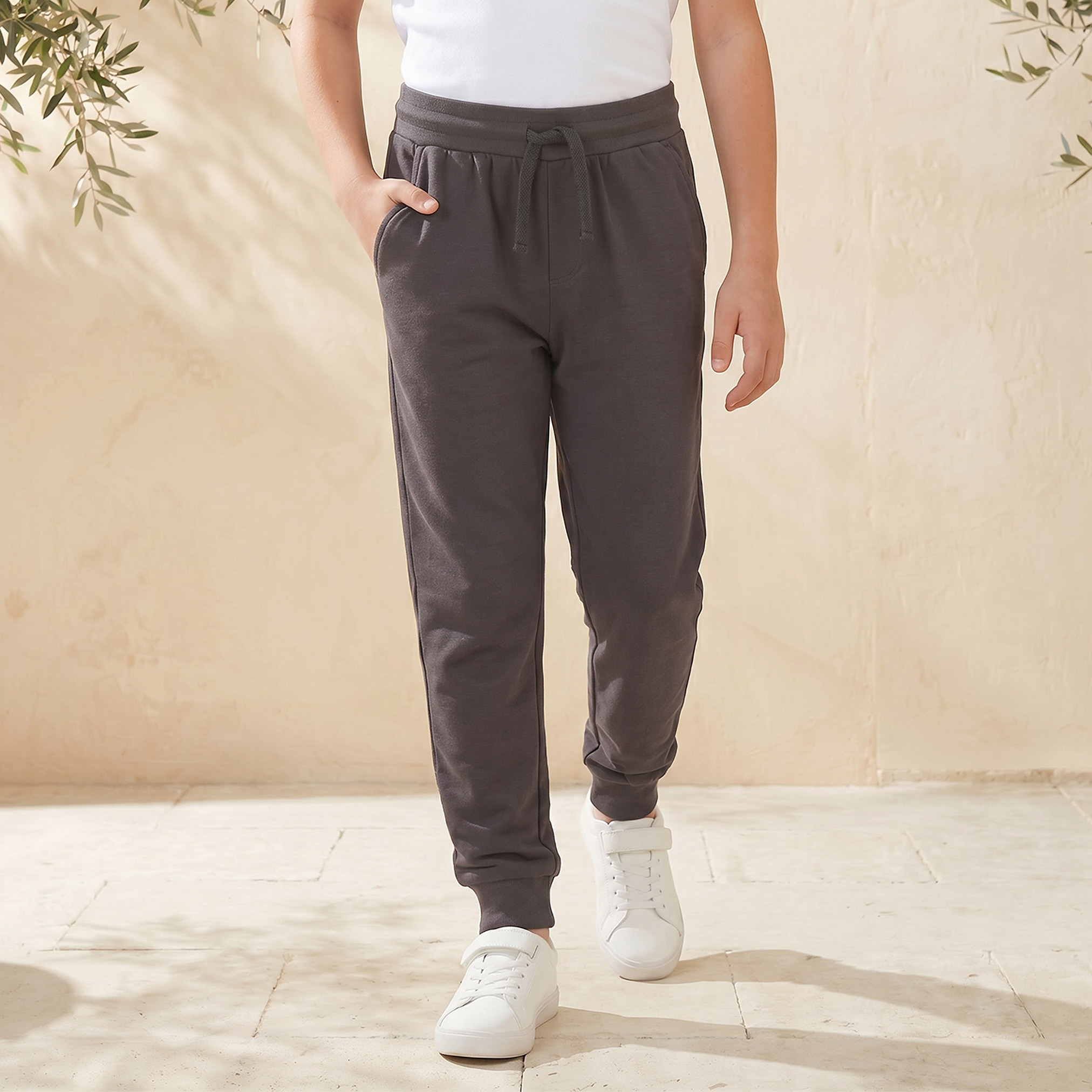 بنطلون رياضي بخصر مطاطي ورباط وجيوب من جونيورز-boys-clothing-bottoms-joggersandtrackpants-image-1