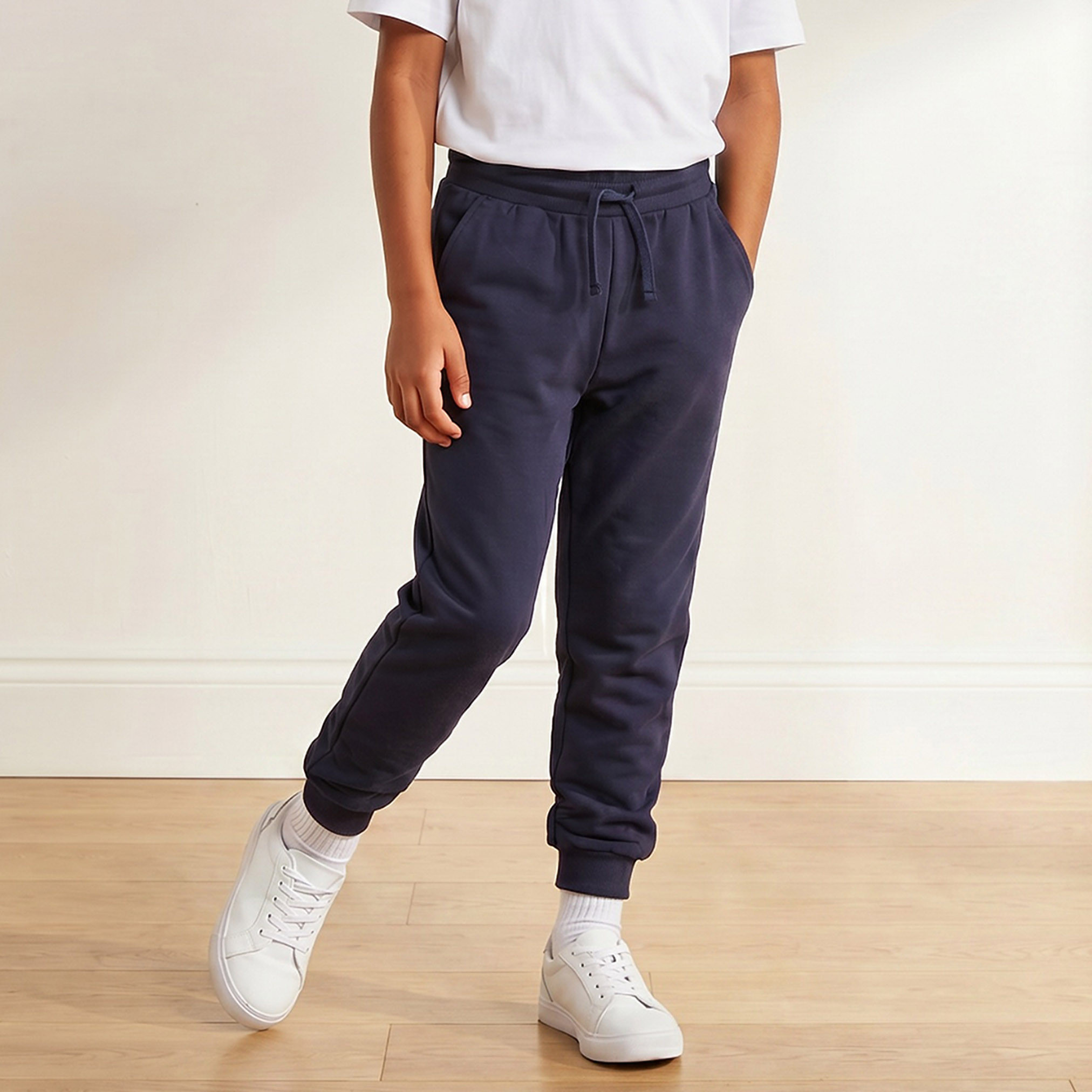 بنطلون رياضي بخصر مطاطي ورباط إغلاق وجيوب من جونيورز-boys-clothing-bottoms-joggersandtrackpants-image-1