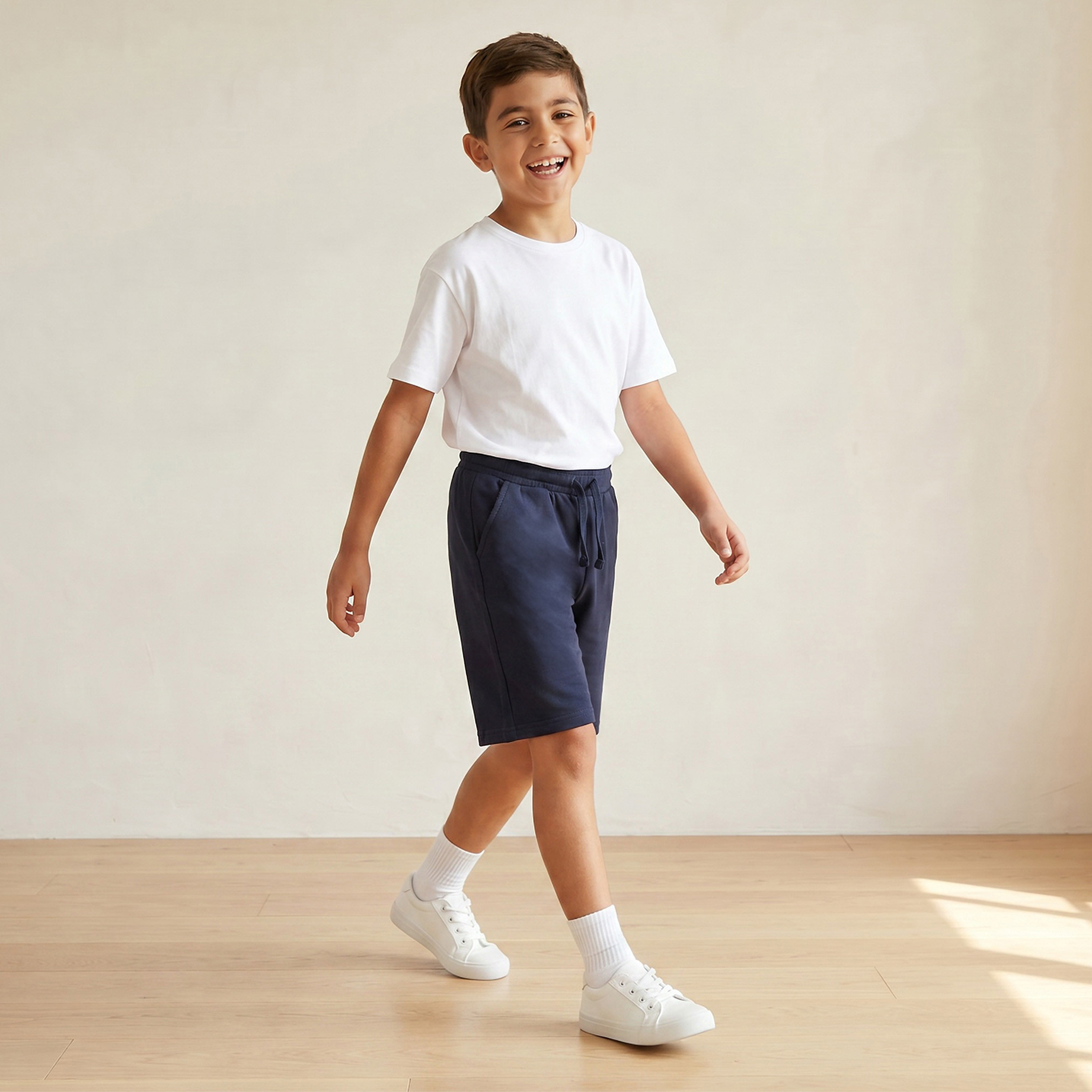شورت سادة بجيوب ورباط إغلاق من جونيورز-boys-clothing-schoolwear-bottoms-shorts-image-5