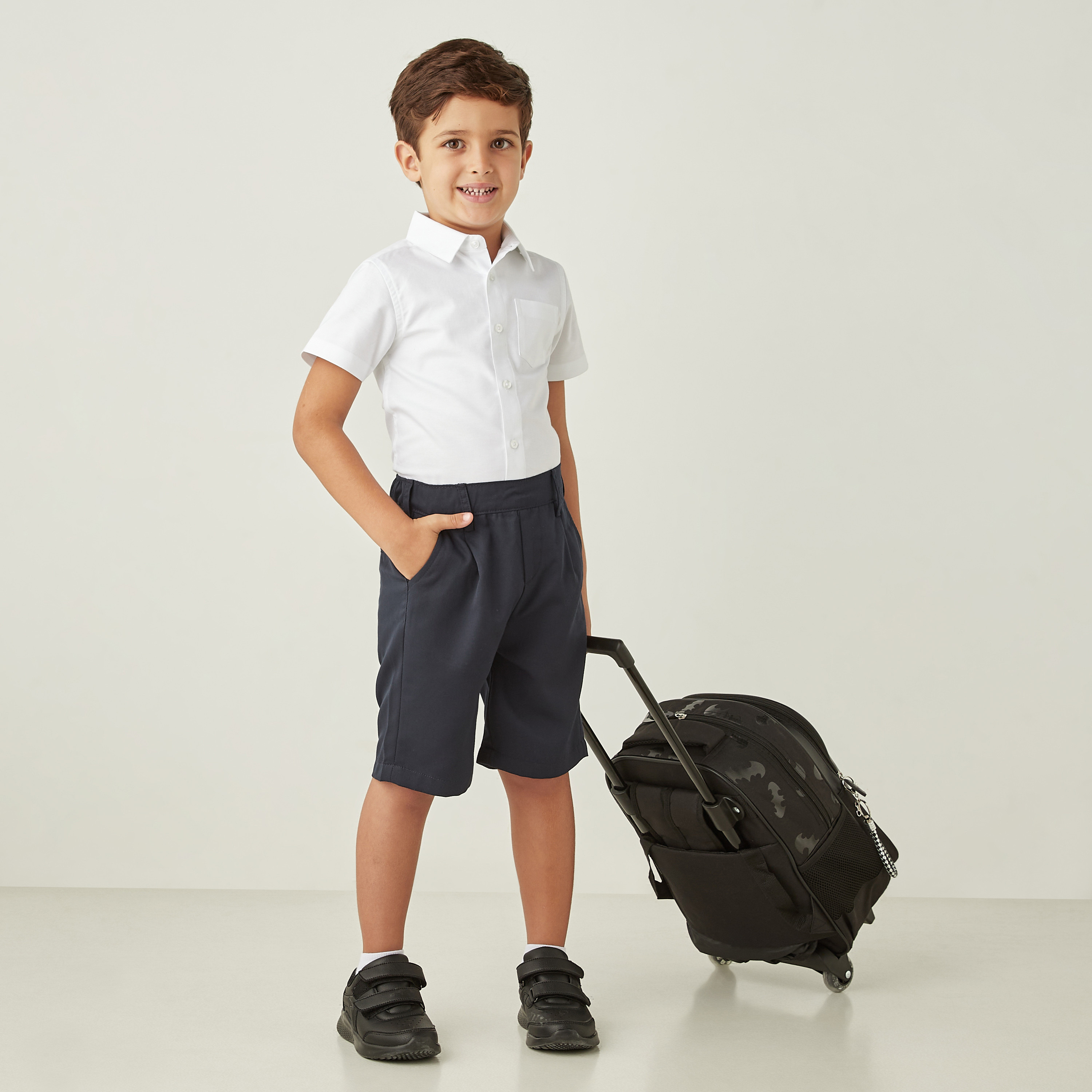 شورت سادة بحلقات حزام وجيوب من جونيورز-boys-clothing-schoolwear-bottoms-shorts-image-3