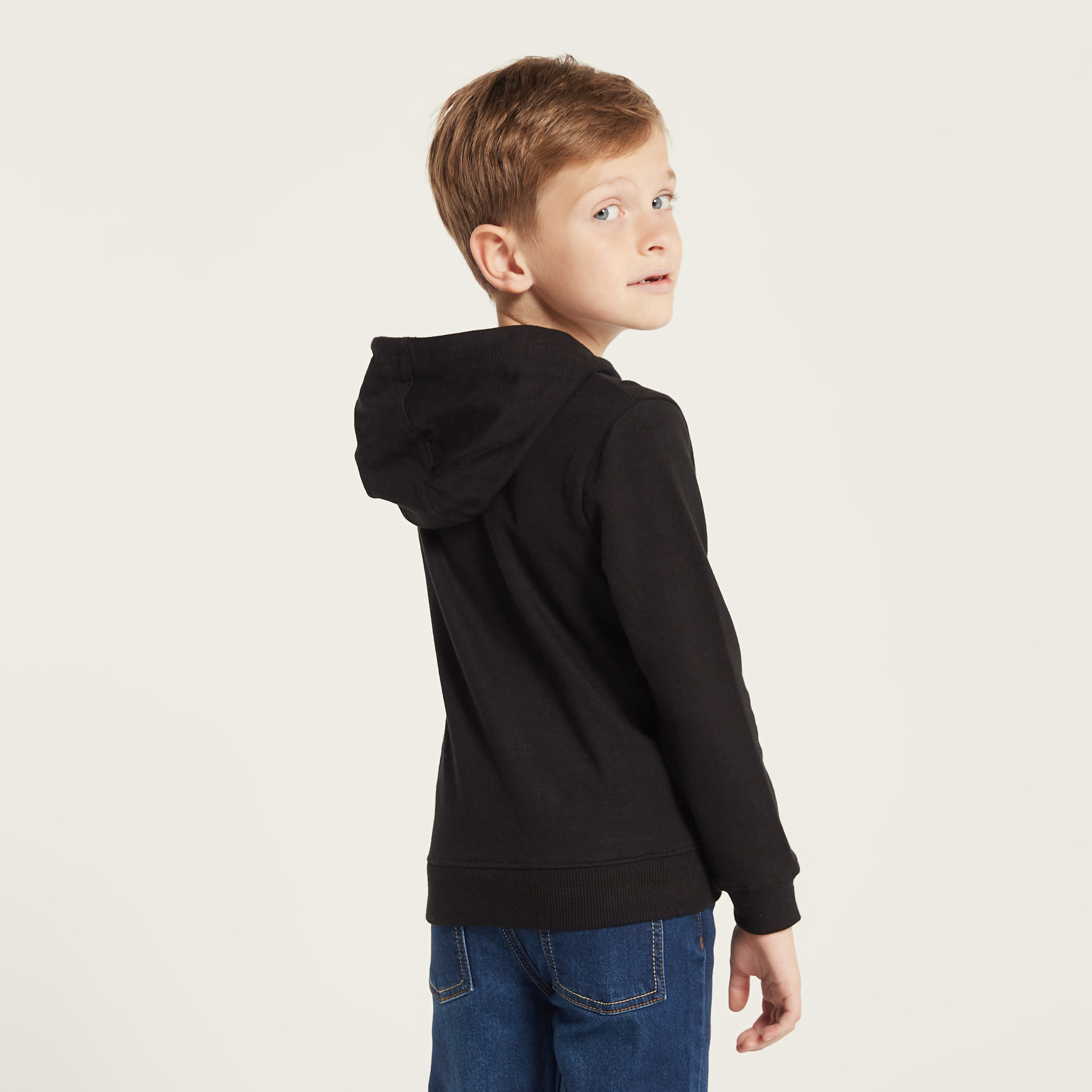 سويت شيرت سادة بقبعّة وجيوب من جونيورز-boys-clothing-sweatshirts-image-1