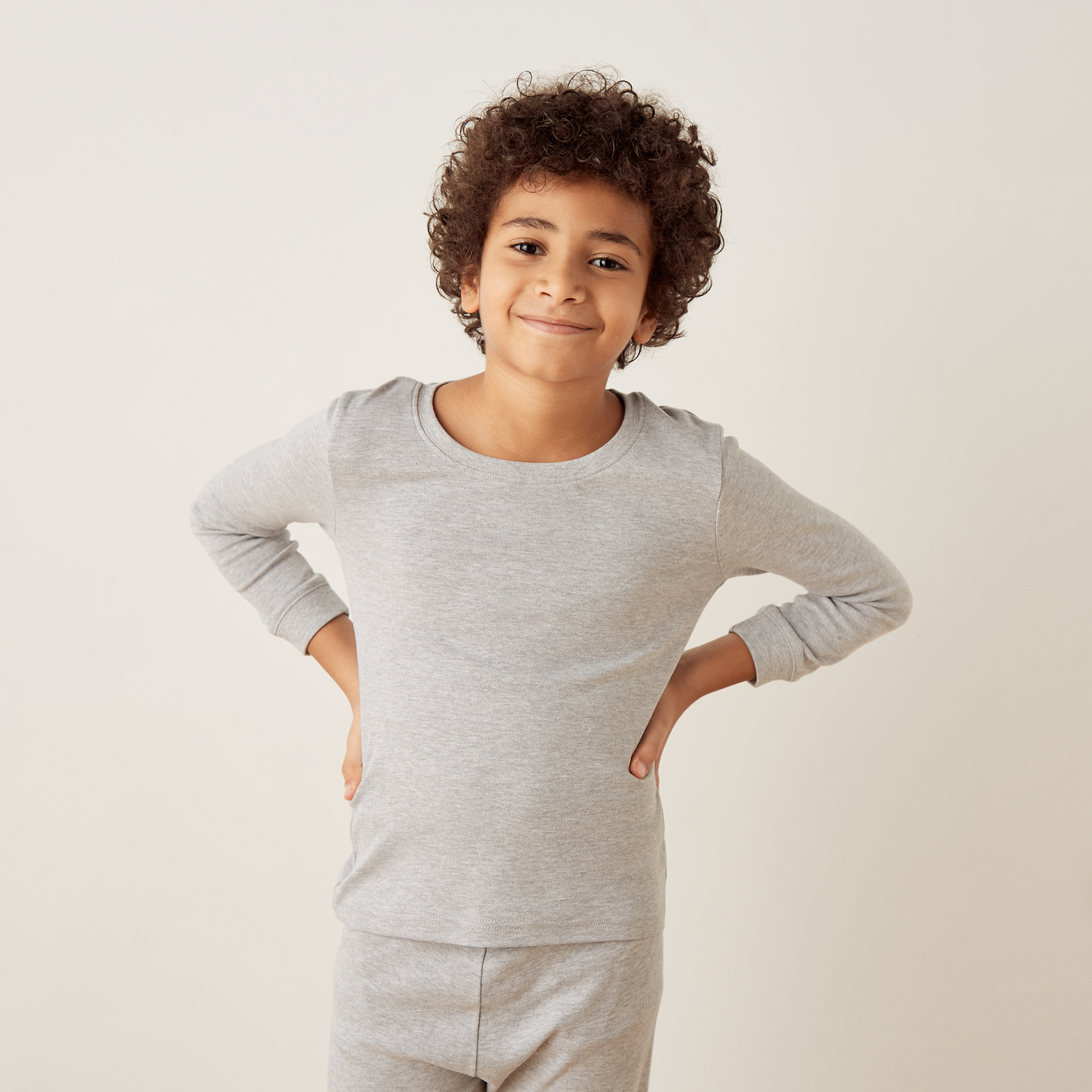 طقم بنطلون بيجاما وتيشيرت حراري سادة من جونيورز-boys-clothing-winterwear-thermalsets-image-2