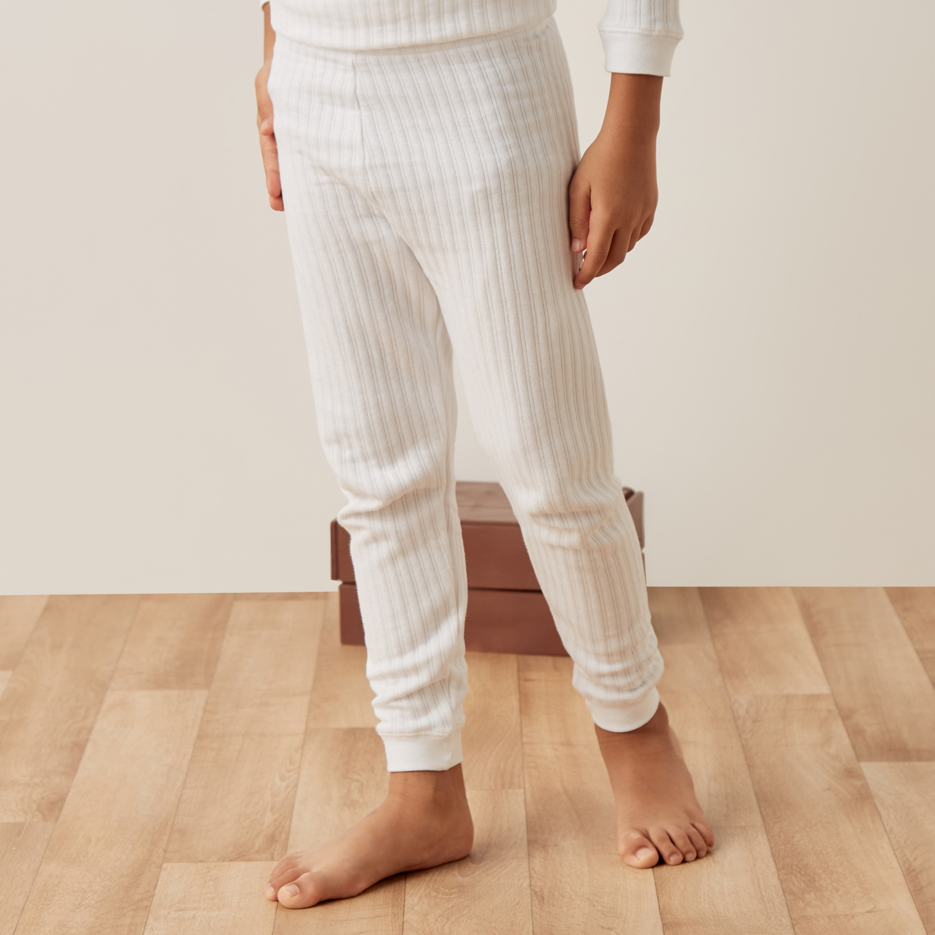 Juniors Textured Thermal T-shirt and Pyjama Set-boys-clothing-winterwear-thermalsets-image-3