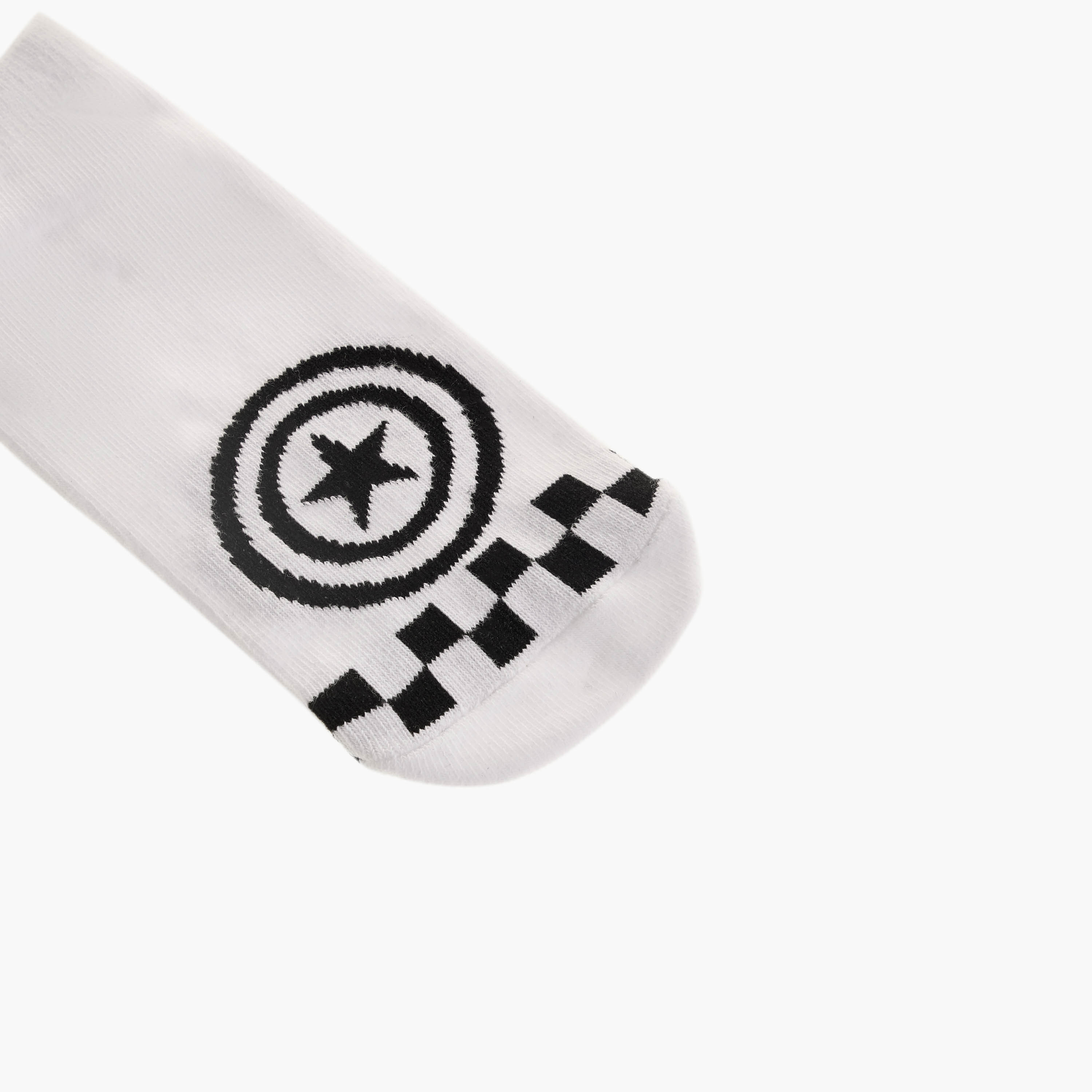 طقم جوارب 3 قطع بطول الكاحل وطبعات أفينجرز-boys-accessories-socks-image-3