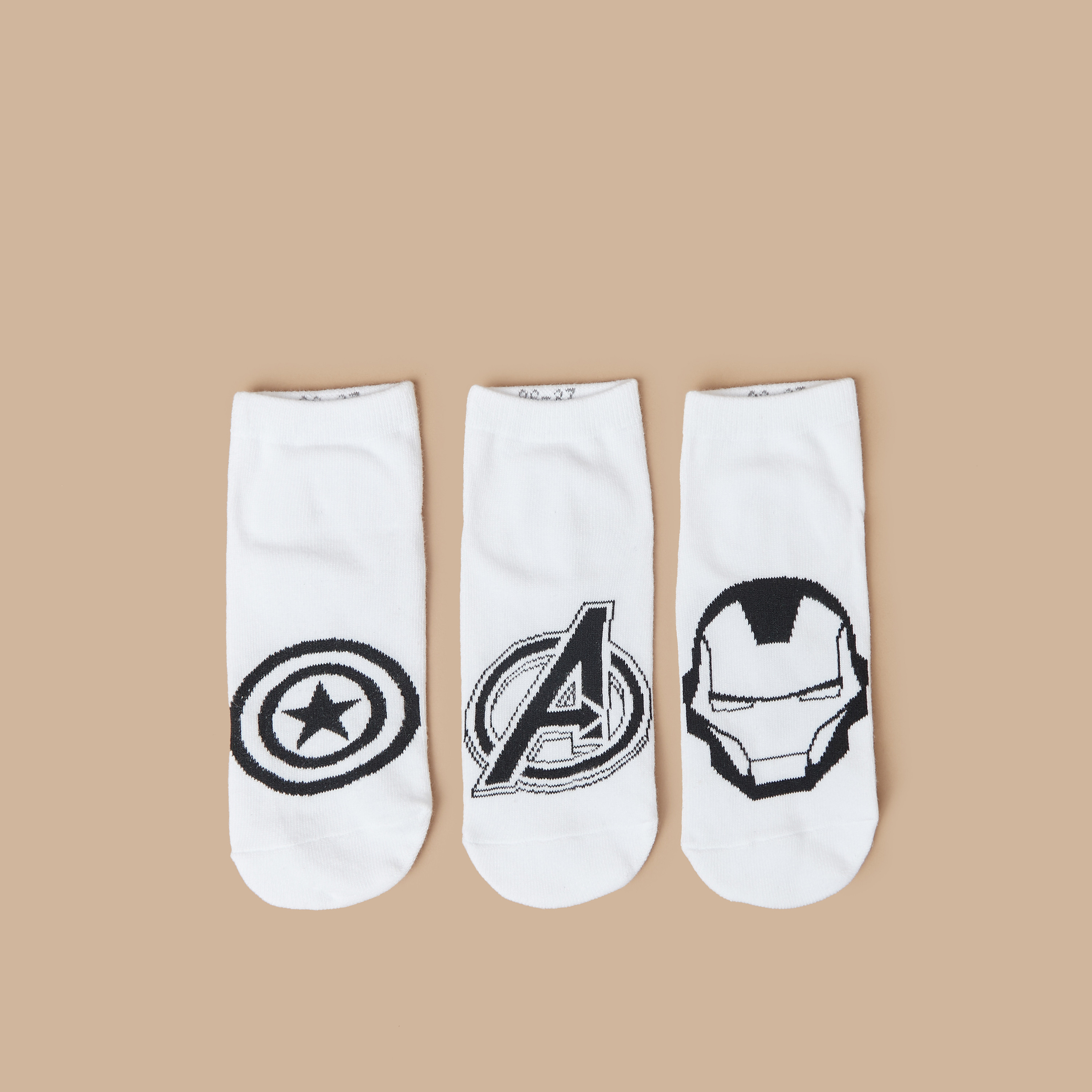 جوارب طول الكاحل بطبعات أفينجرز- طقم من 3 أزواج-boys-accessories-socks-image-1