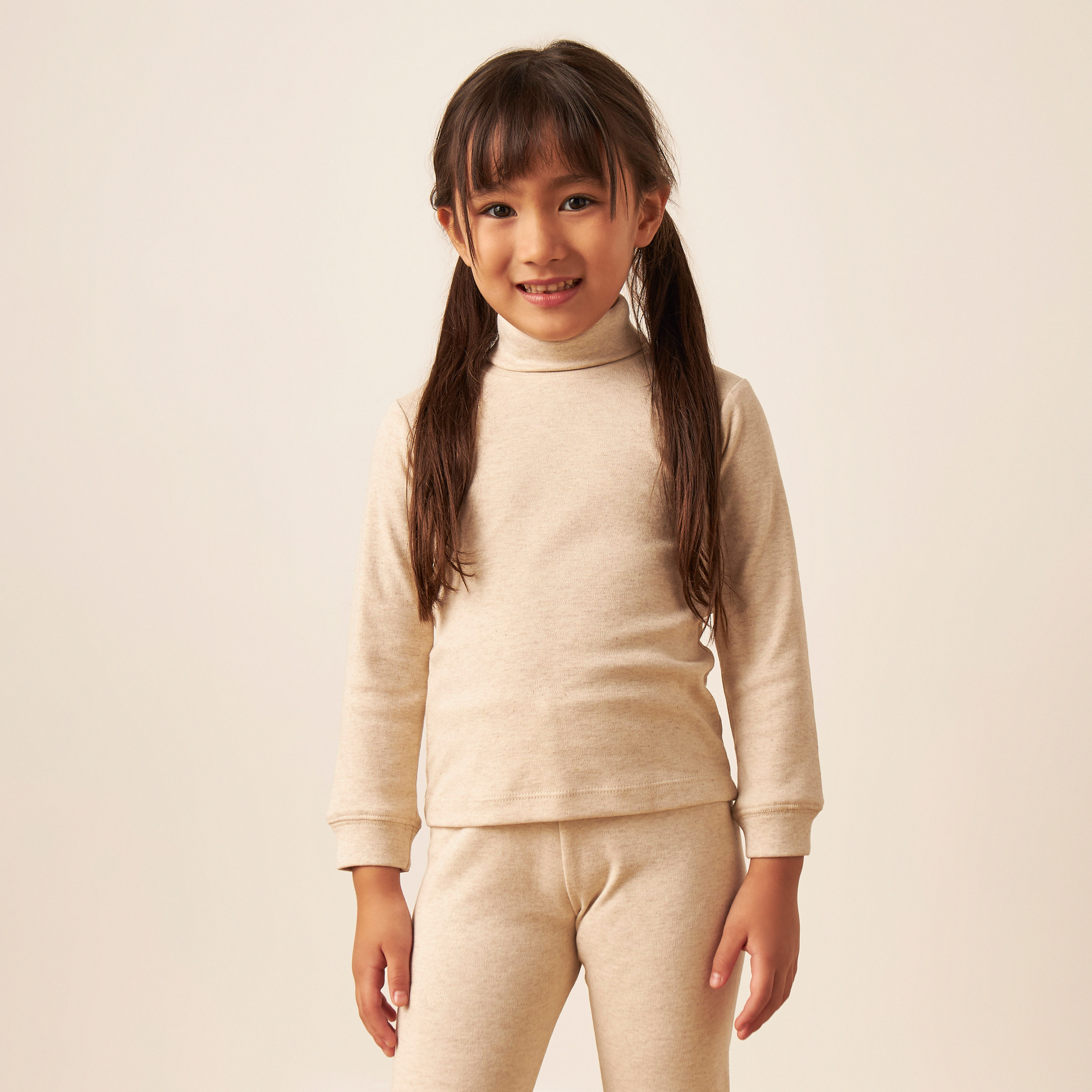طقم بنطلون بيجاما وتيشيرت حراري سادة من جونيورز-girls-clothing-winterwear-thermalsets-image-2