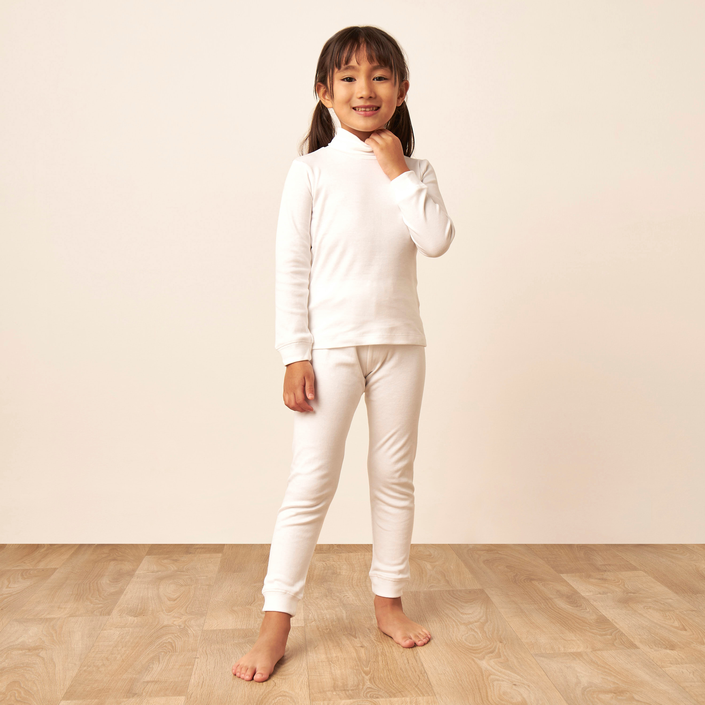 Juniors Solid Thermal T-shirt and Pyjama Set-baby-girls-clothing-winterwear-thermalsets-image-1