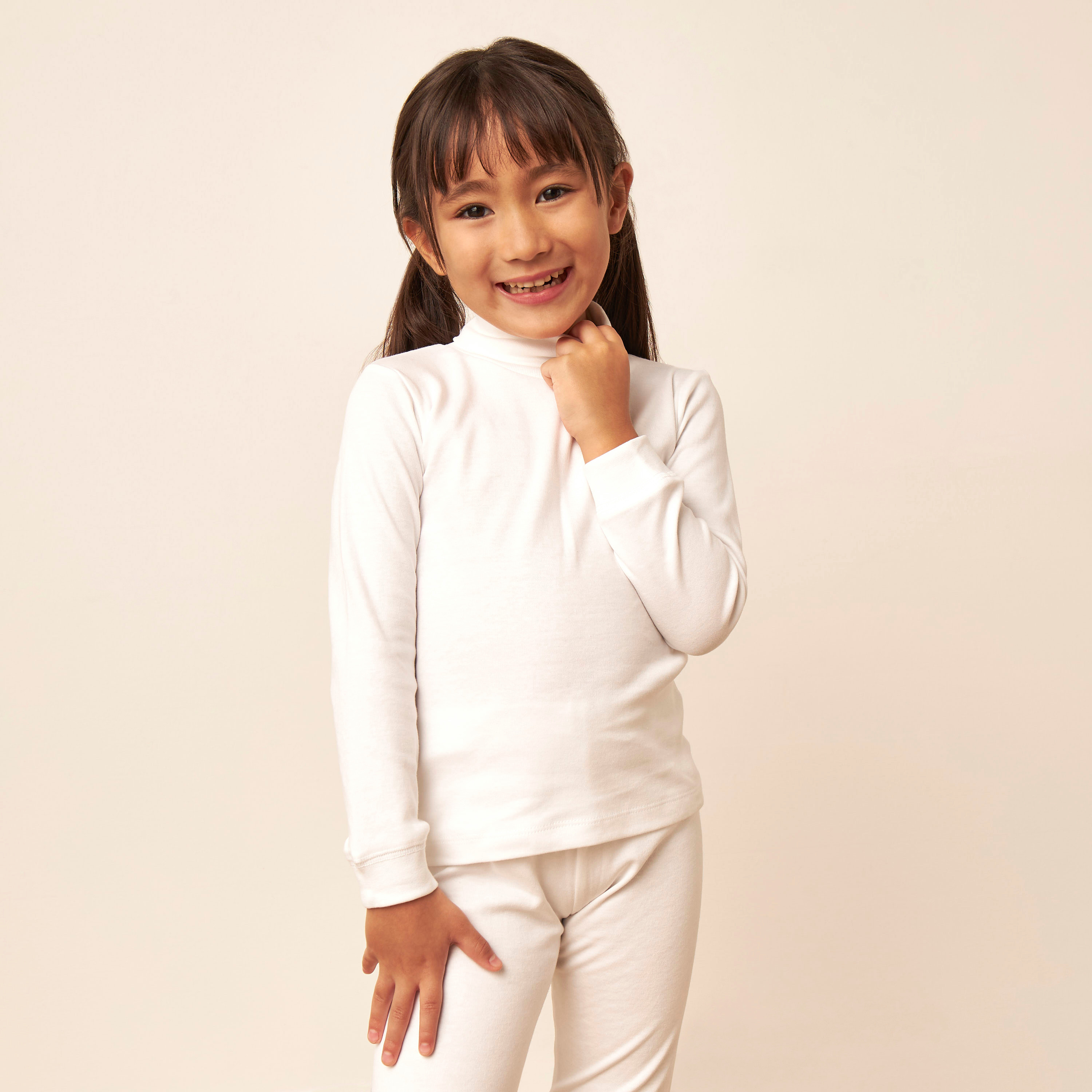 Juniors Solid Thermal T-shirt and Pyjama Set-baby-girls-clothing-winterwear-thermalsets-image-2