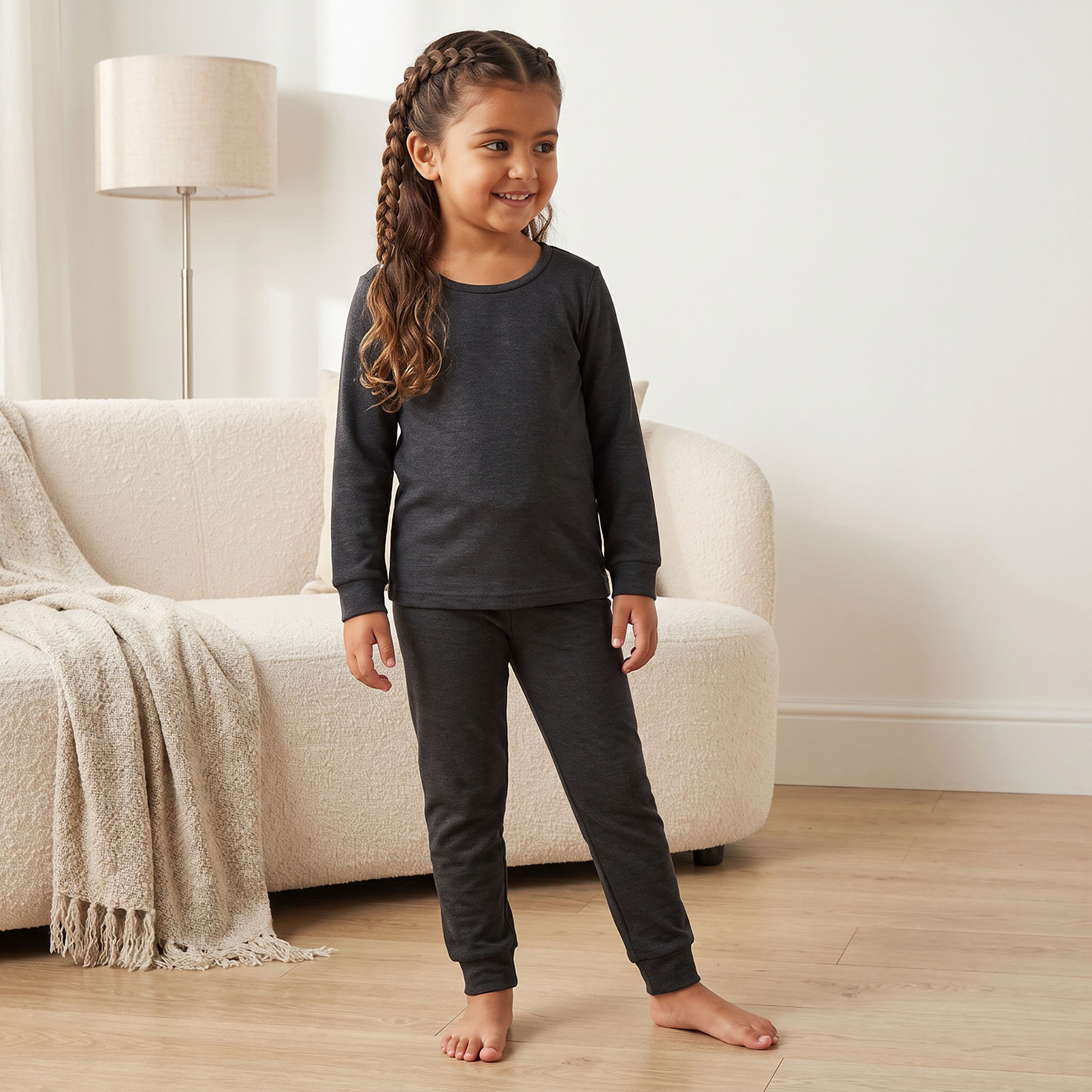 طقم ملابس حرارية بياقة مستديرة وأكمام طويلة بحواف مطاطية من جونيورز-girls-clothing-winterwear-thermalsets-image-1