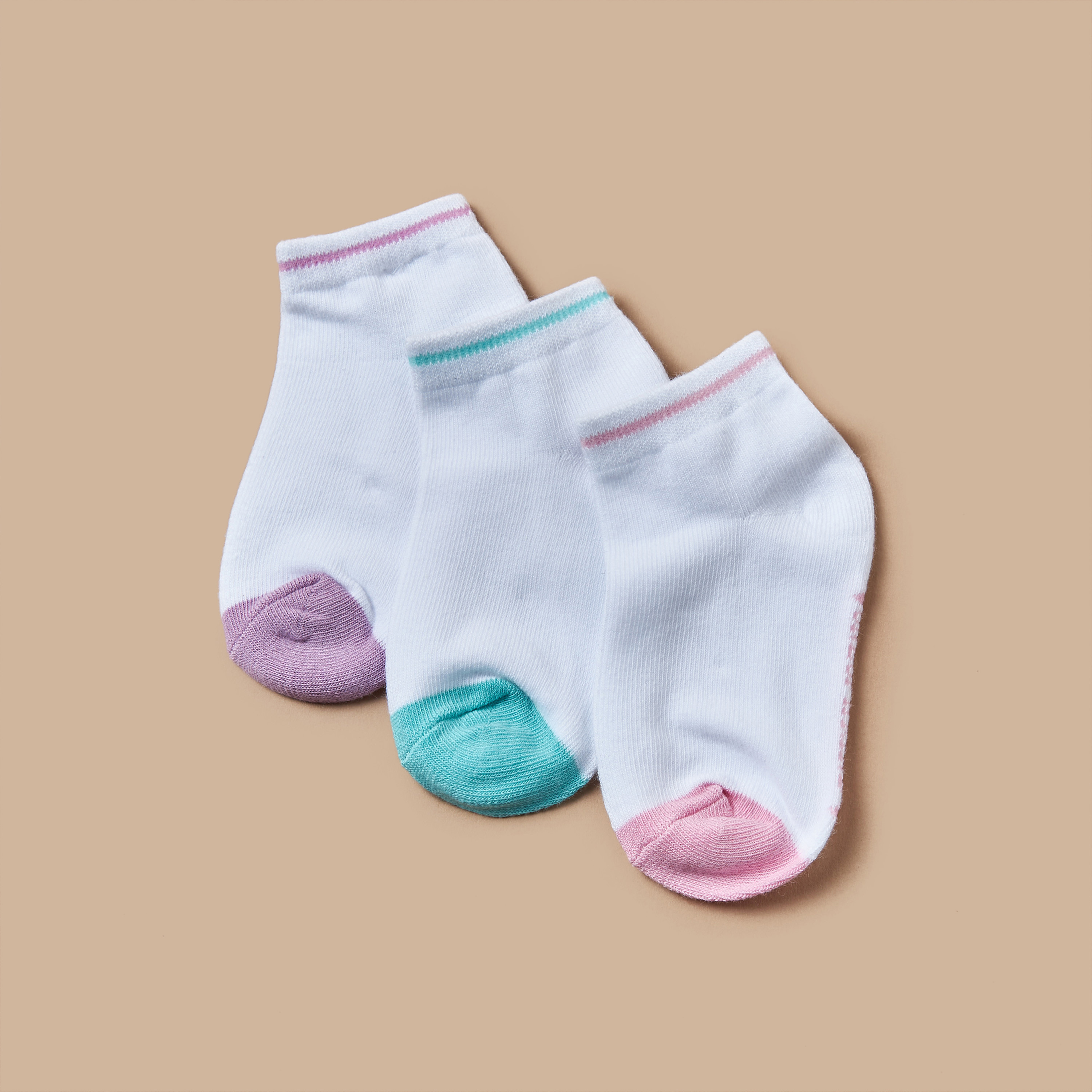 جوارب طول الكاحل بتصميم قوالب ملونة من جونيورز - طقم من 3 أزواج-girls-accessories-socks-image-2
