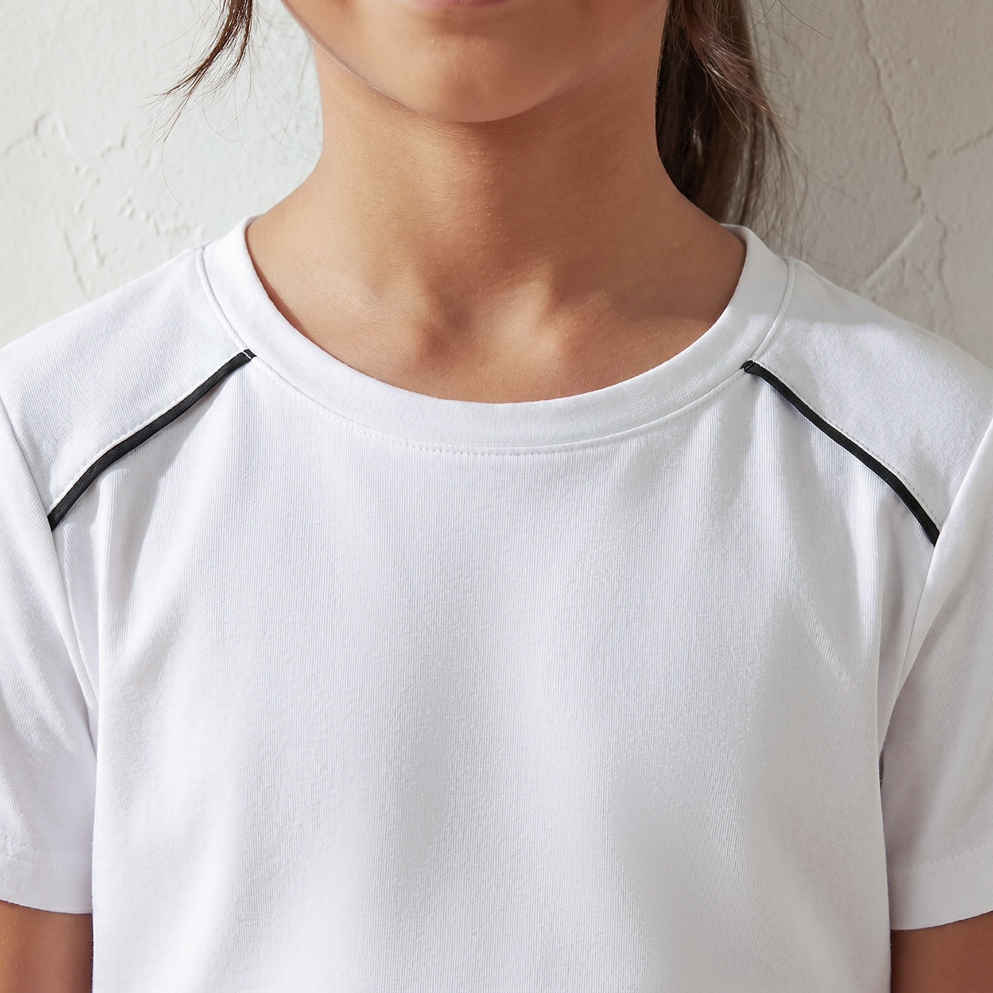 Juniors Solid Crew Neck T-shirt with Short Sleeves-girls-clothing-schoolwear-tshirts-image-7